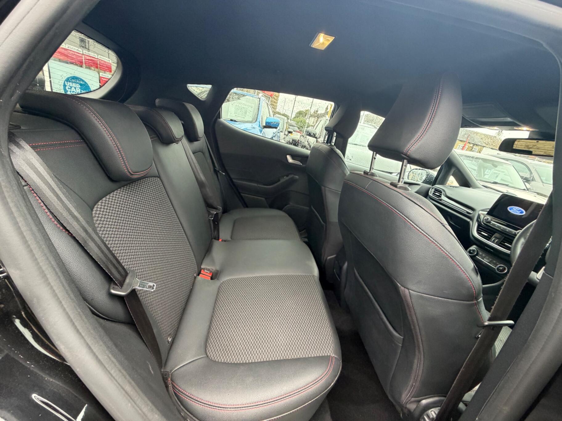 Ford Fiesta view 15