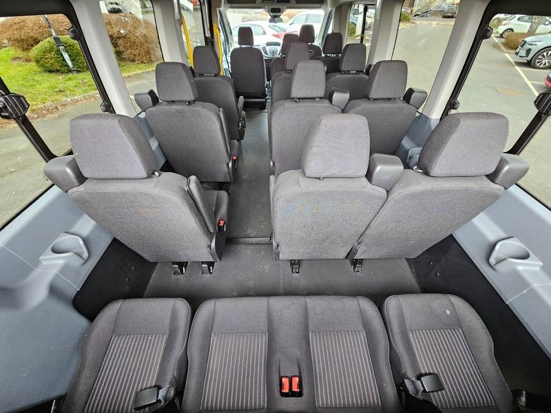 2018 Ford Transit 2.2 TDCi 460 HDT Trend Minibus 5dr Diesel Manual L4 H3 (18 seats) (196 g/km, 123 bhp) • 16,832 miles image 19