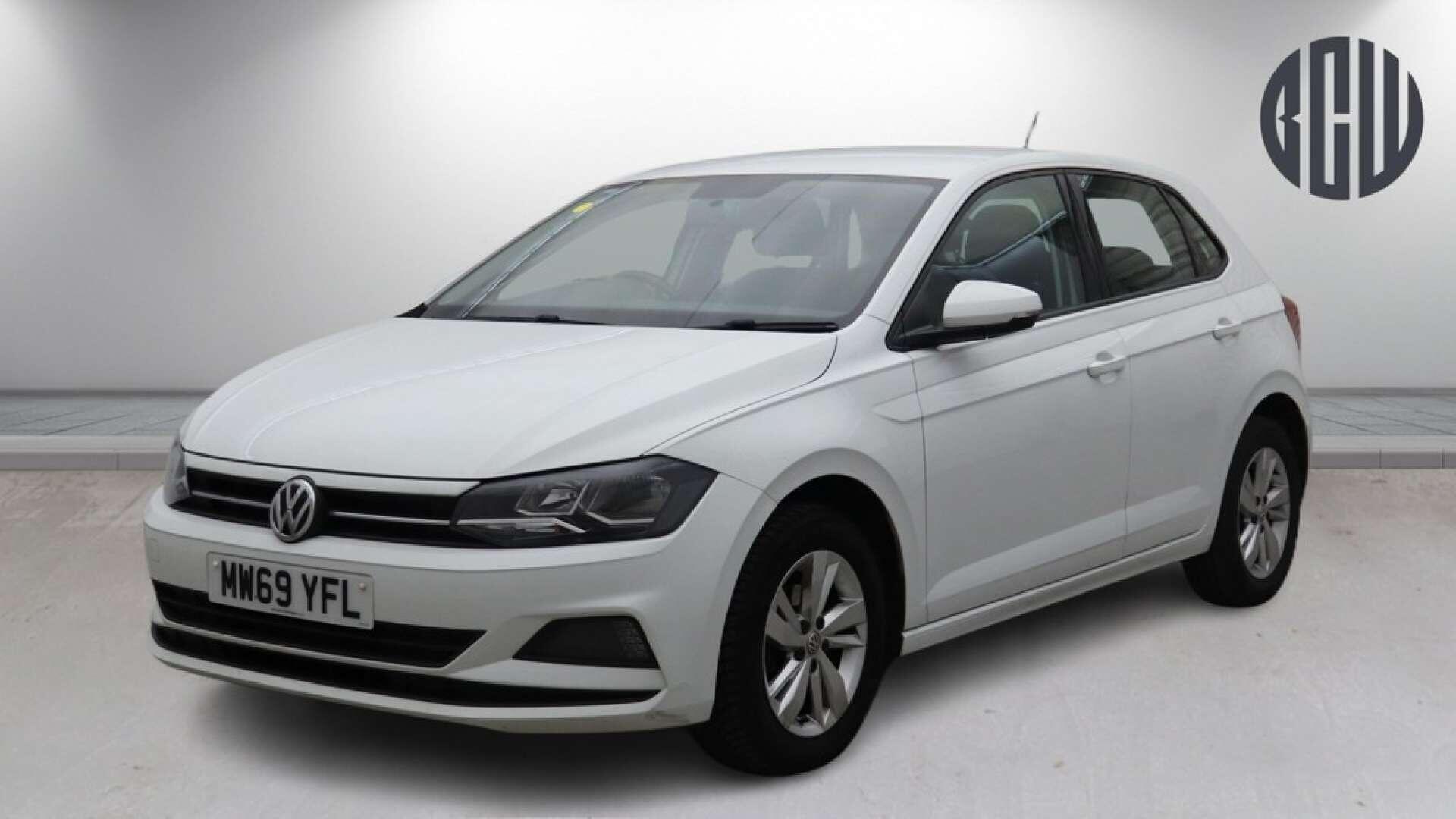 Volkswagen Polo view 2