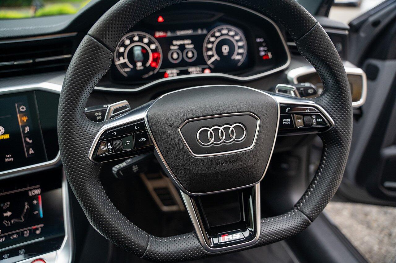 Audi RS6 view 59