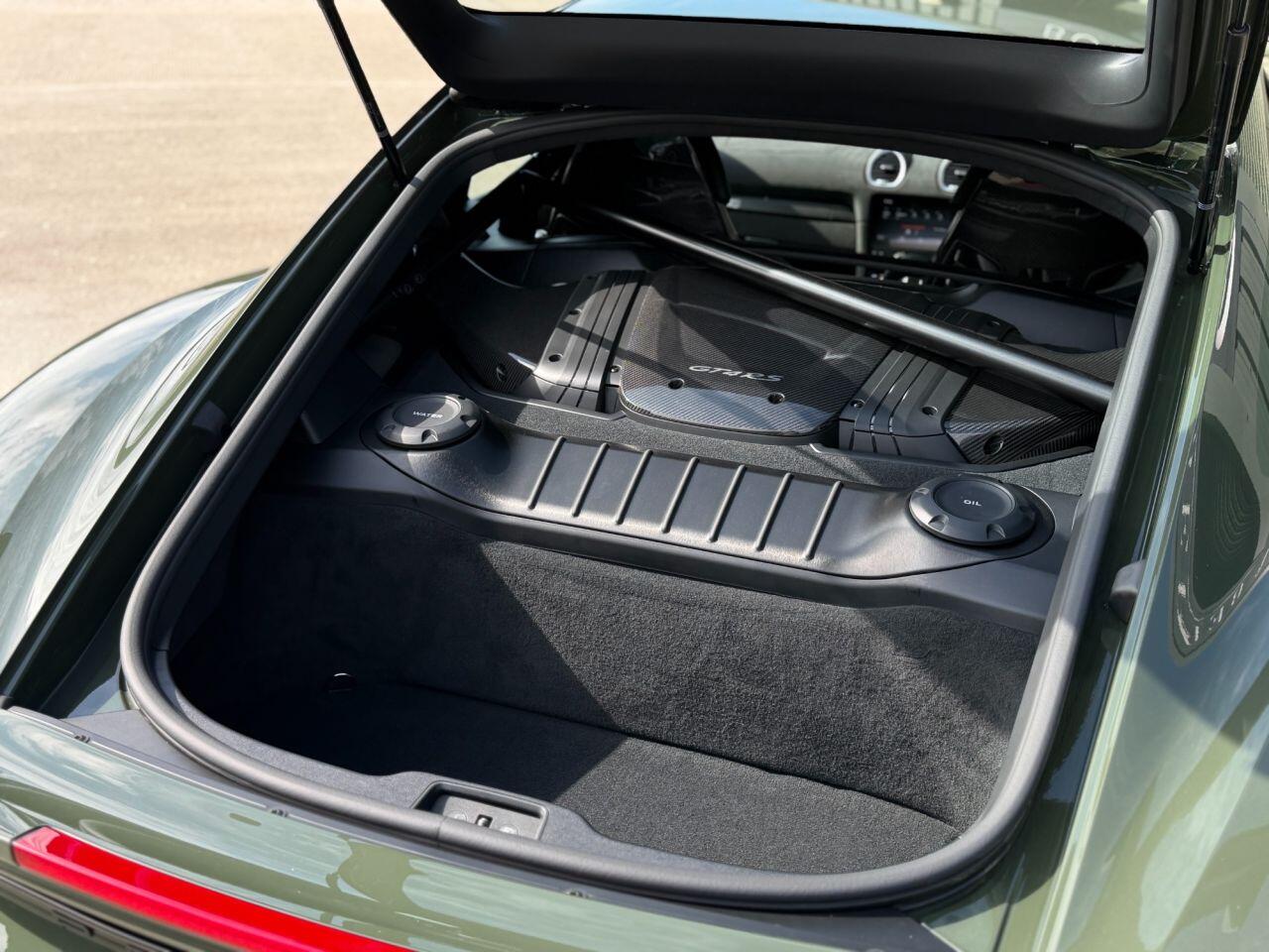 Porsche 718 Cayman view 40