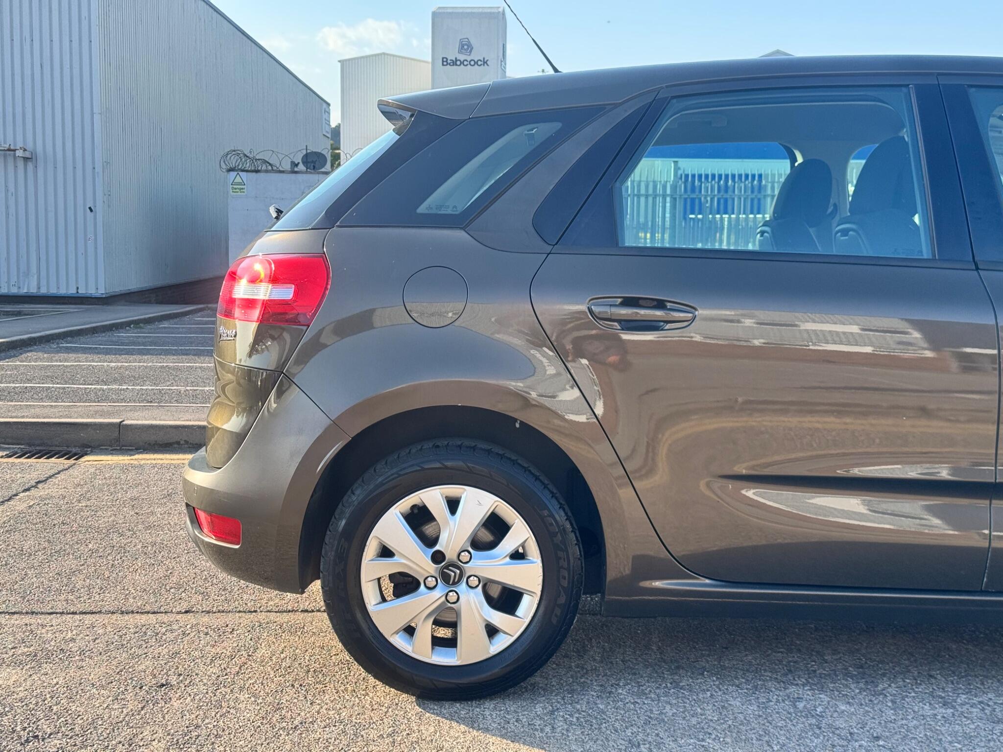 Citroen C4 Picasso view 44