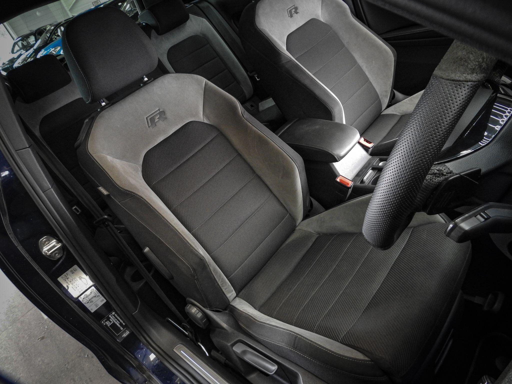 Volkswagen Golf view 37
