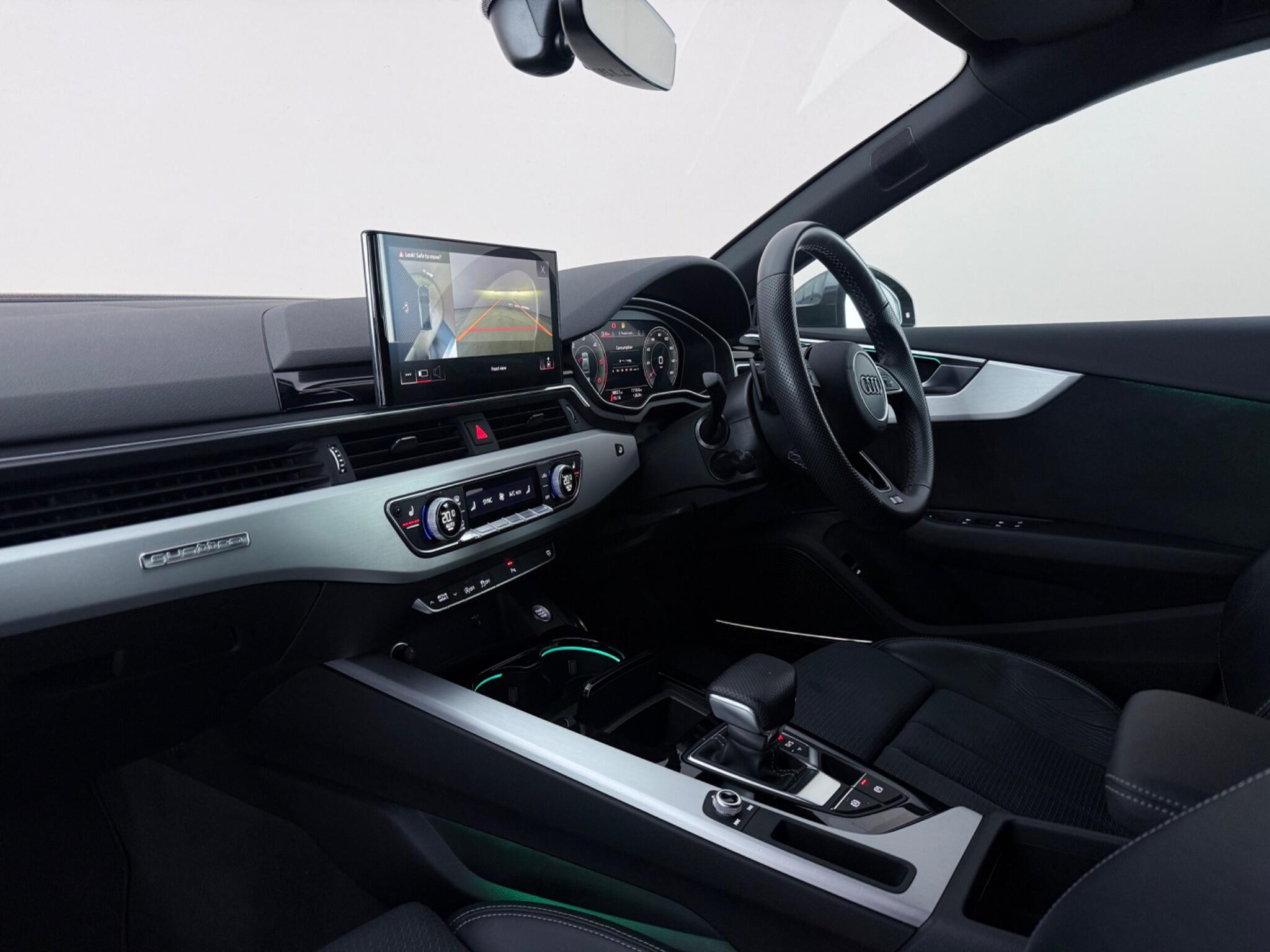Audi A5 view 4