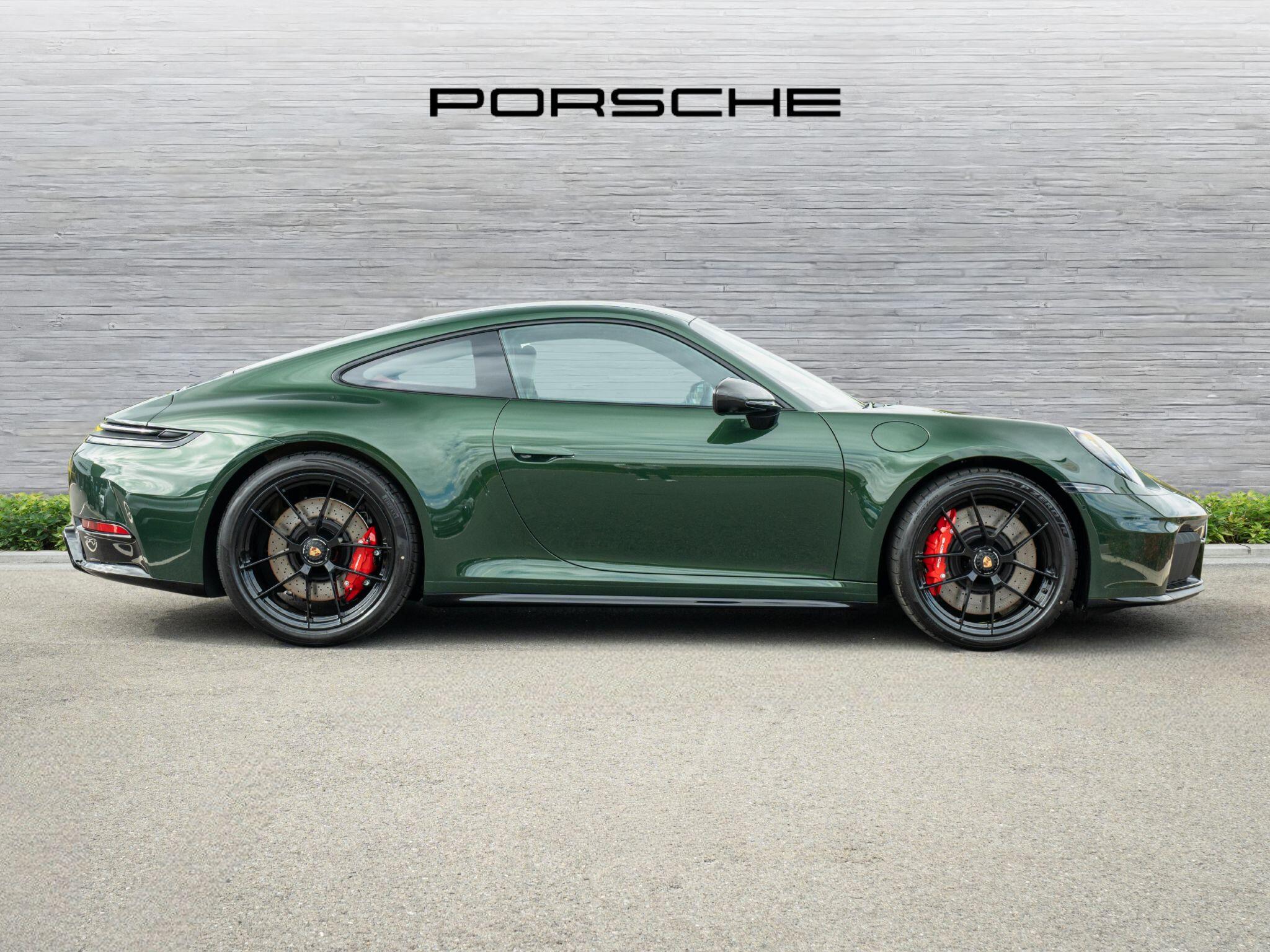 Porsche 911 view 2