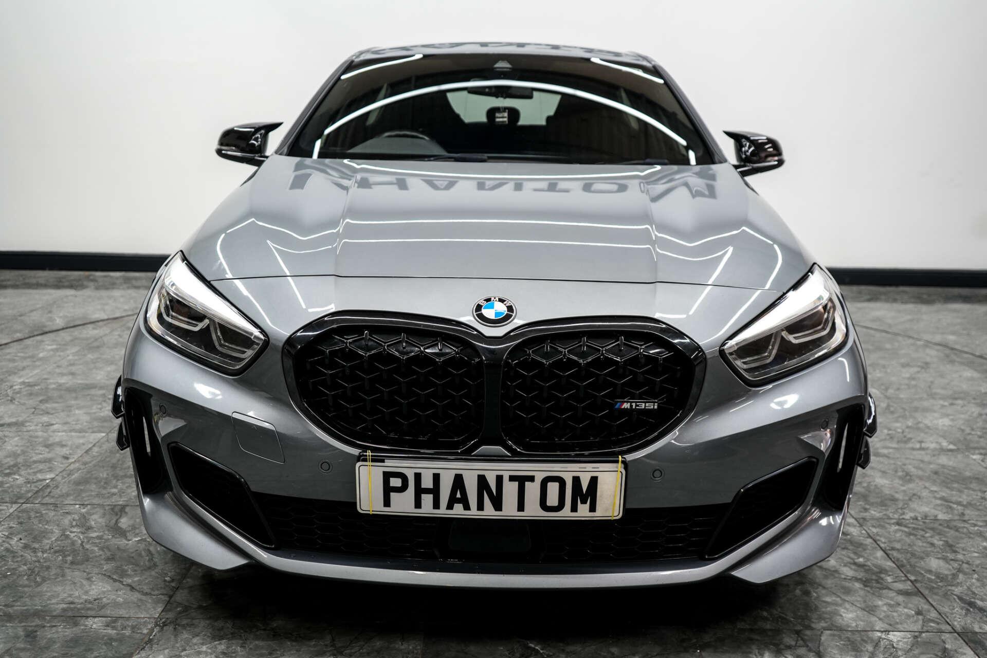 BMW 1 Series view 5
