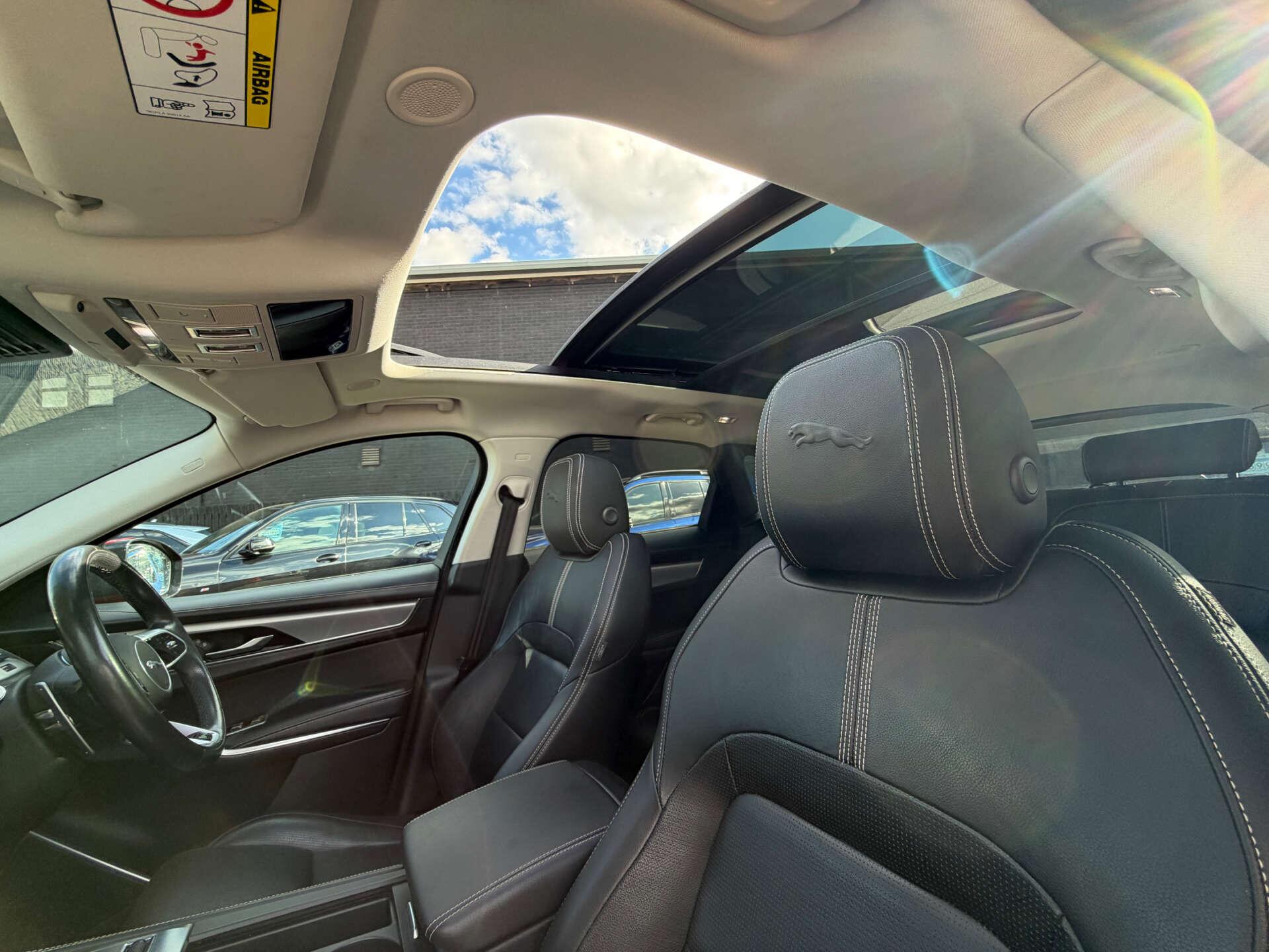 Jaguar F-Pace view 3
