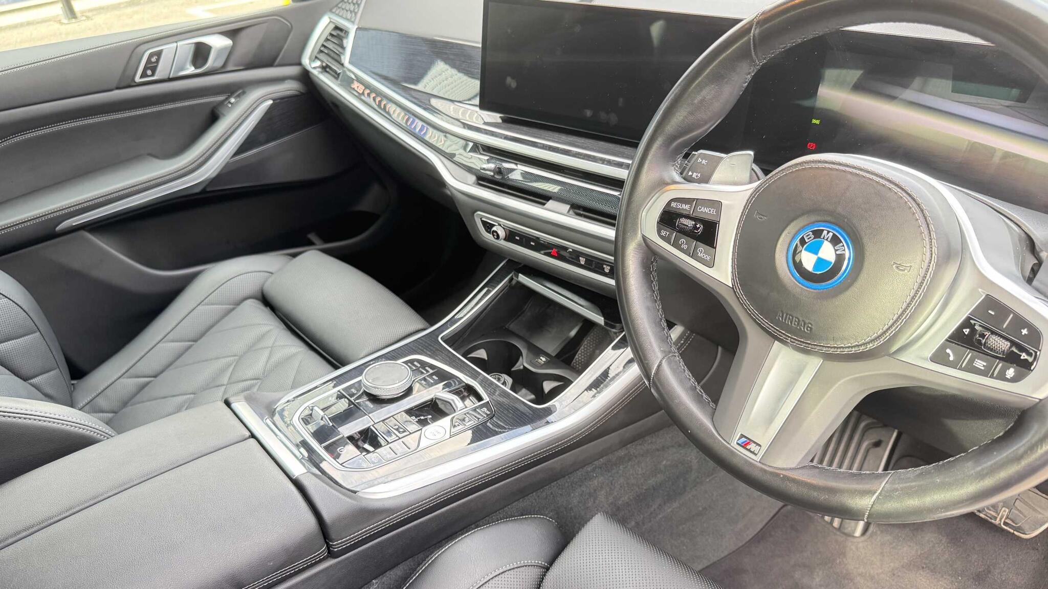 BMW X5 view 14