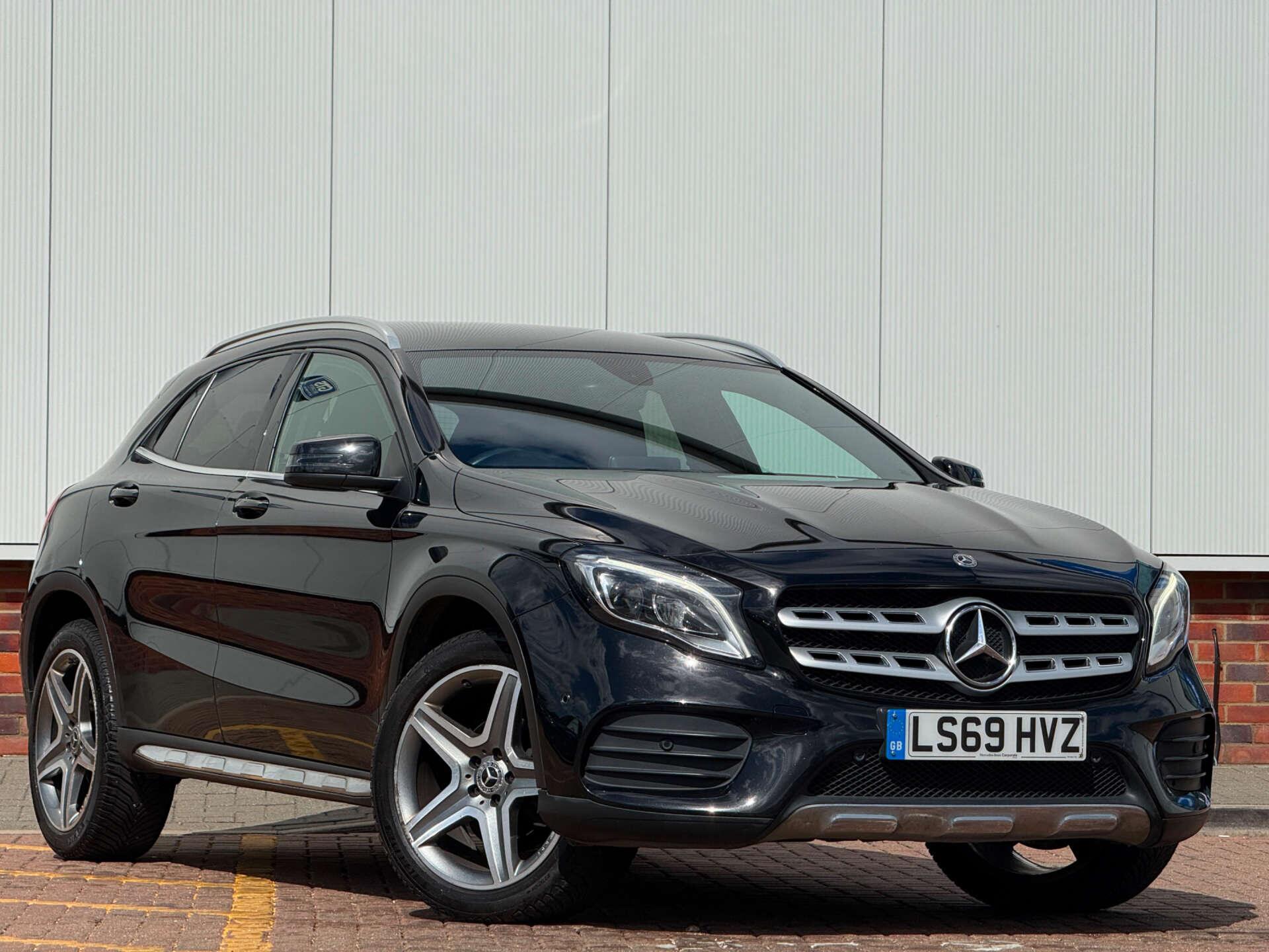 Mercedes-Benz Gla view 5