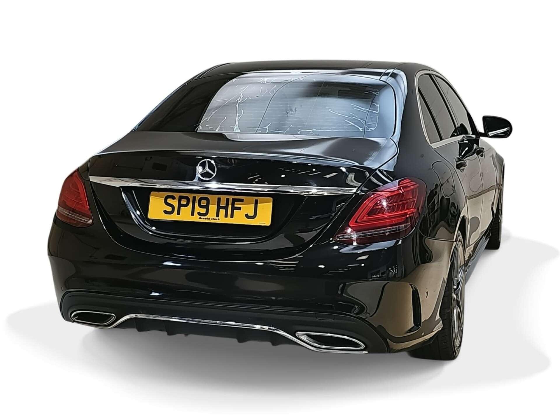 Mercedes-Benz C Class view 8