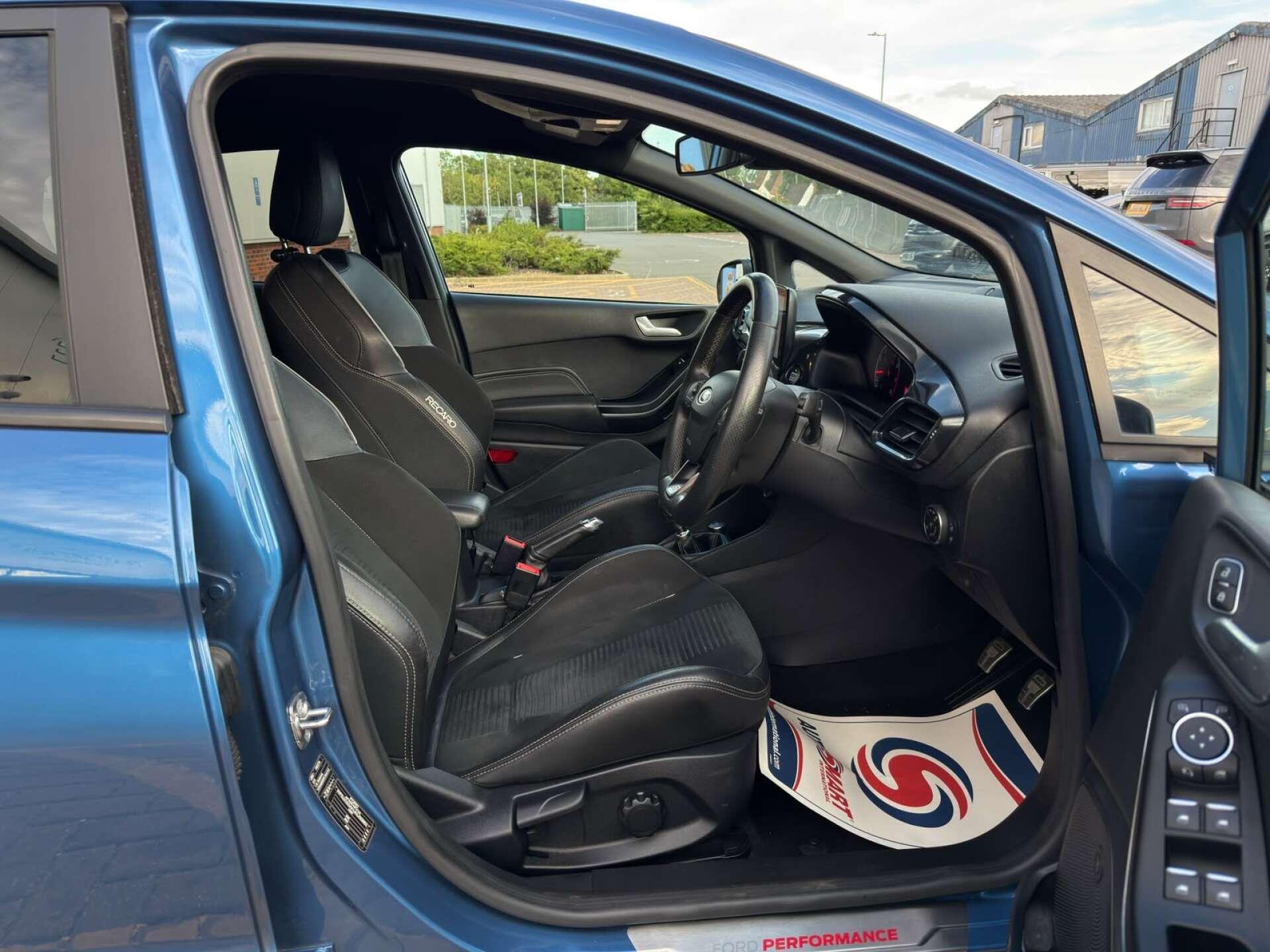 Ford Fiesta view 18