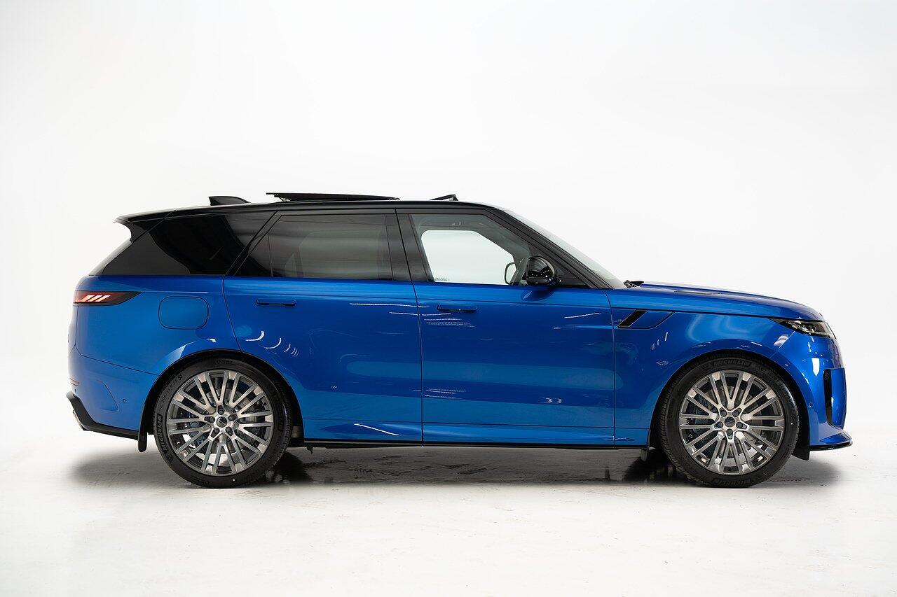Land Rover Range Rover Sport view 6