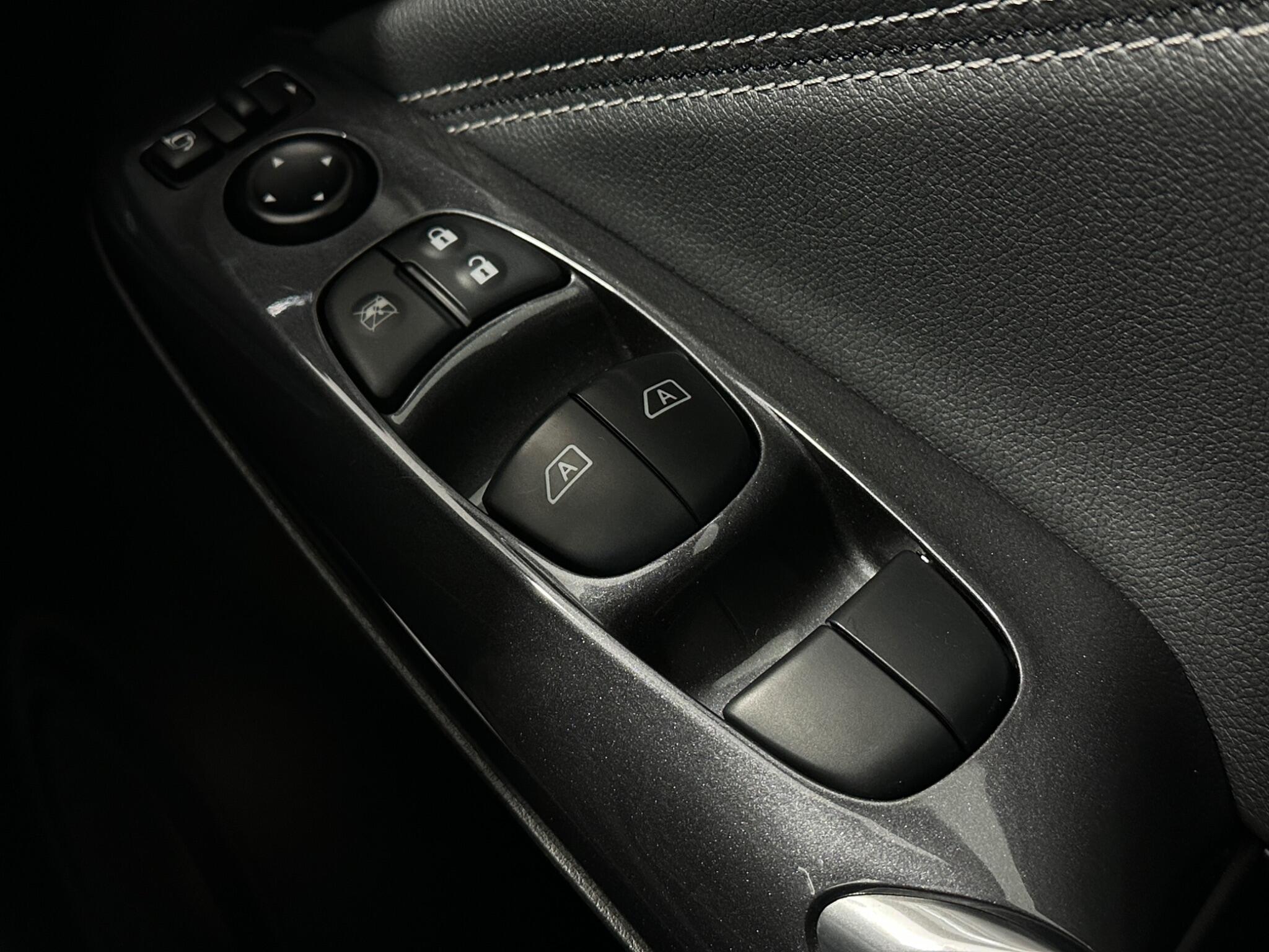 Nissan Juke view 18