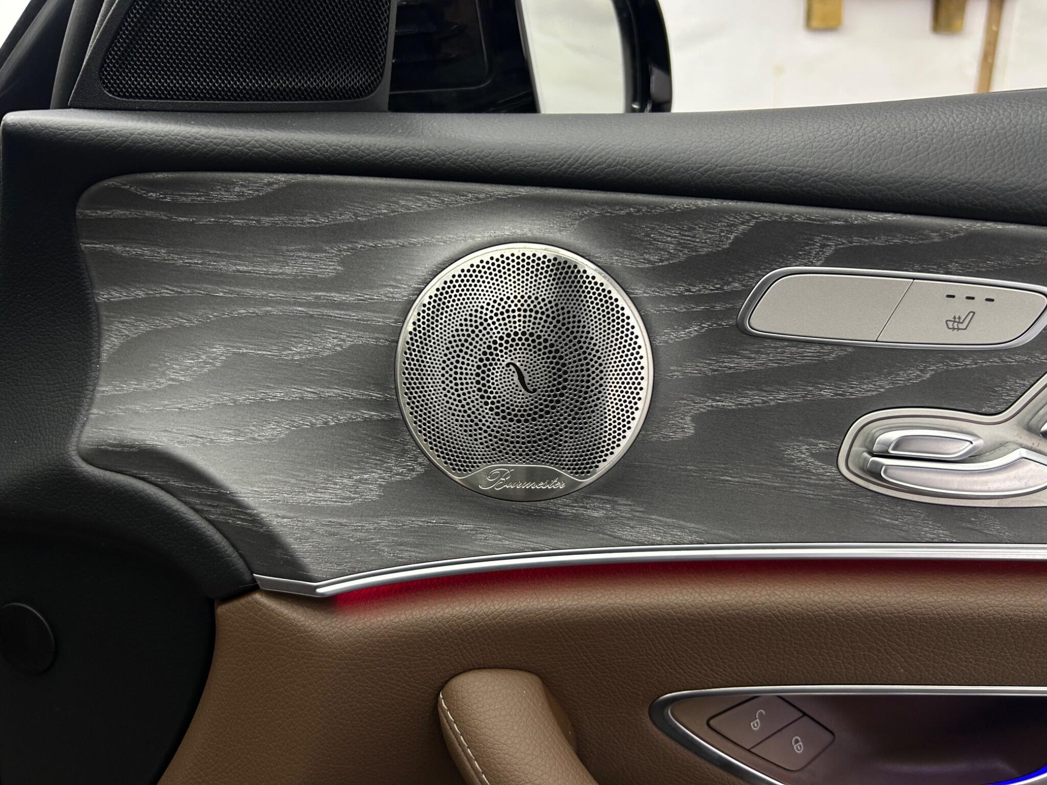 Mercedes-Benz E Class view 56