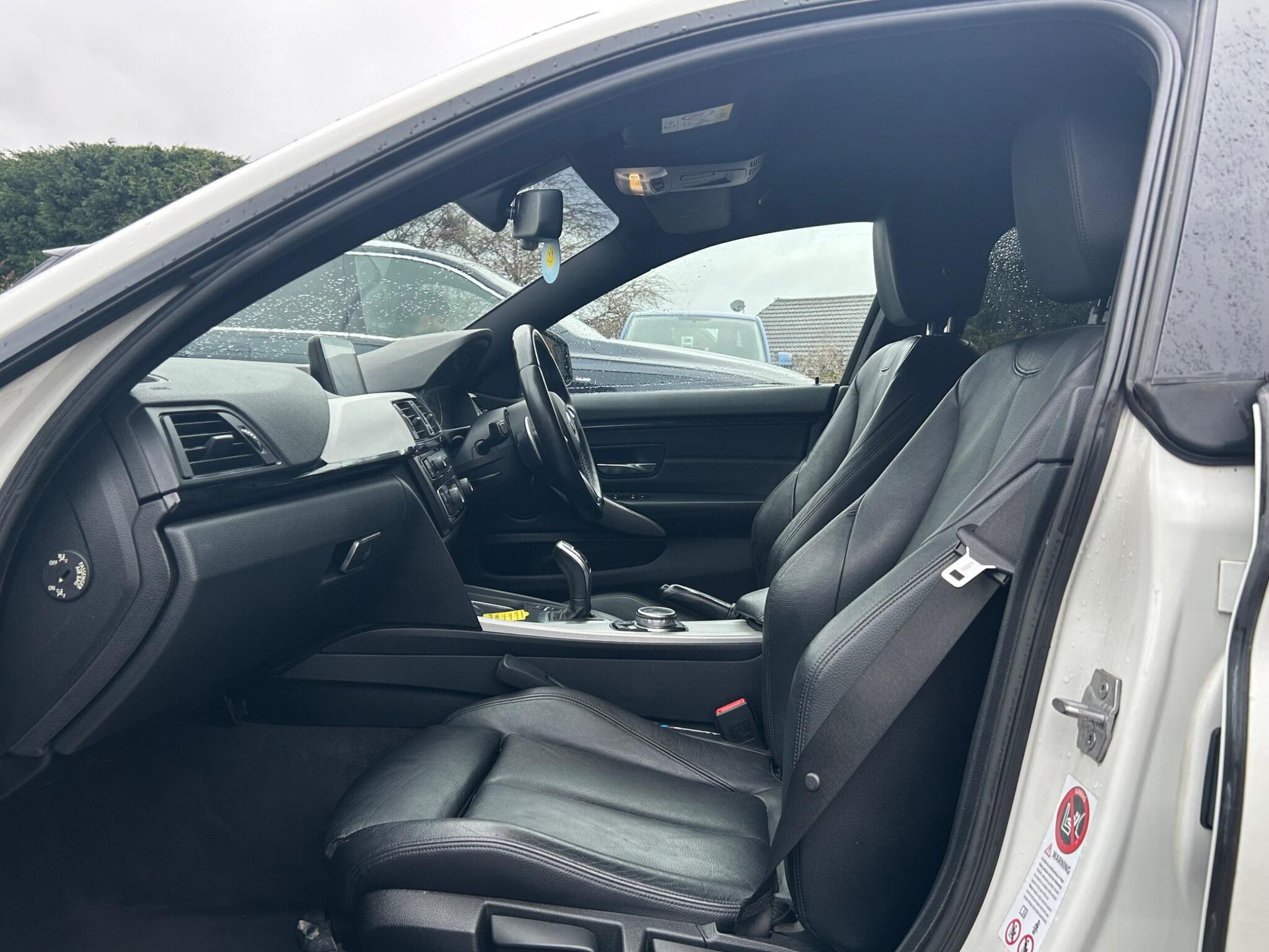 BMW 4 Series view 20