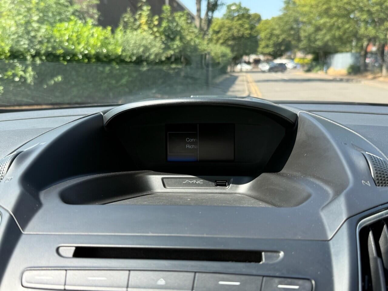 Ford C-Max view 19