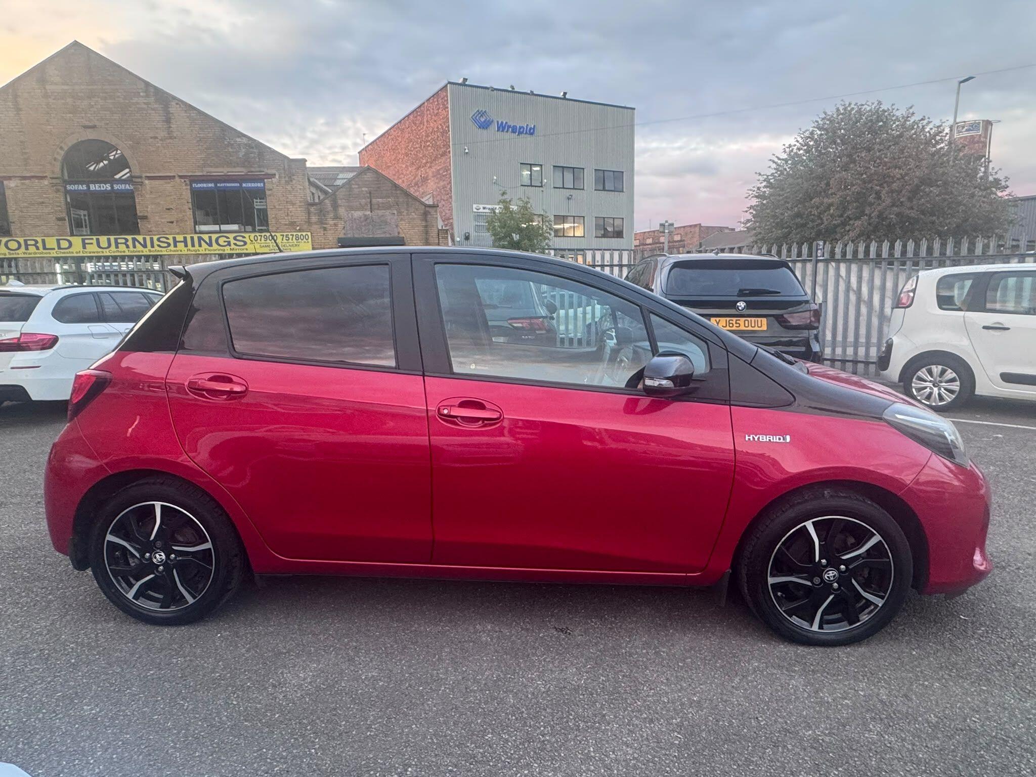 Toyota Yaris view 6