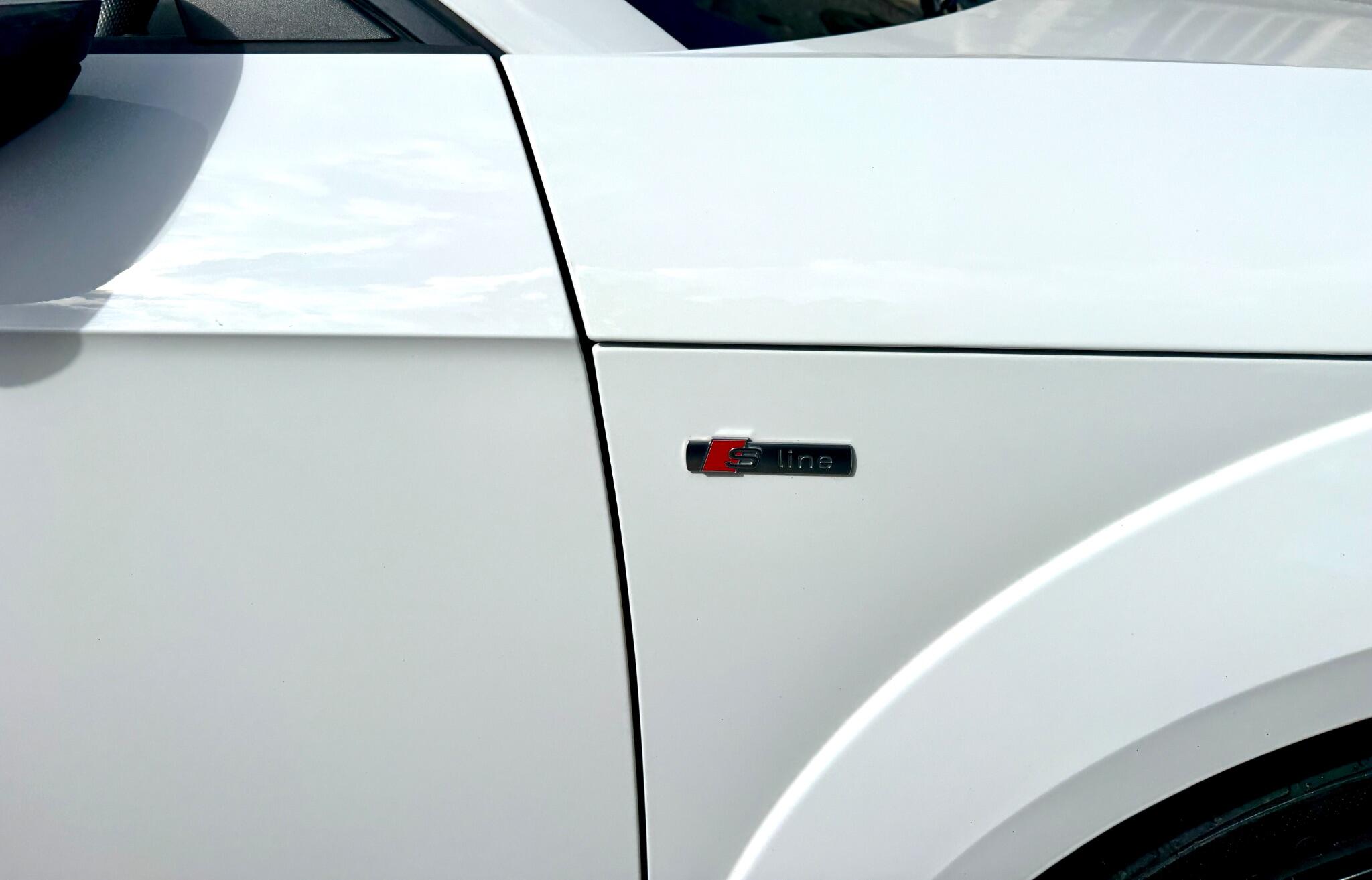 Audi TT view 60