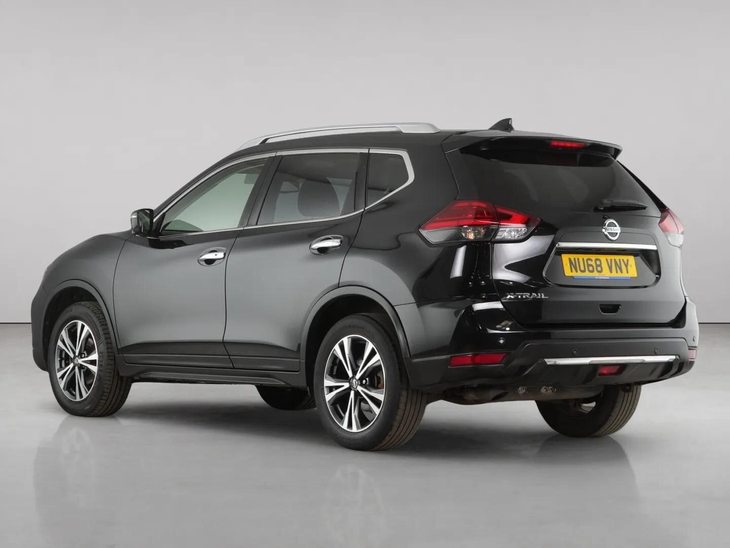 Nissan X-Trail view 8