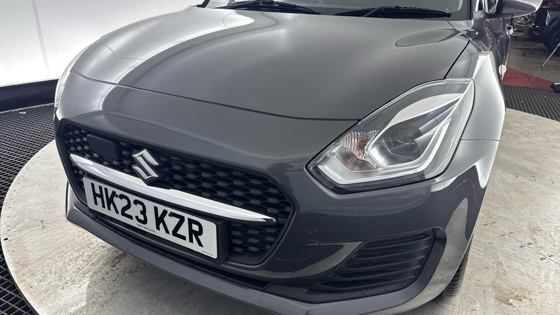 Suzuki Swift view 21