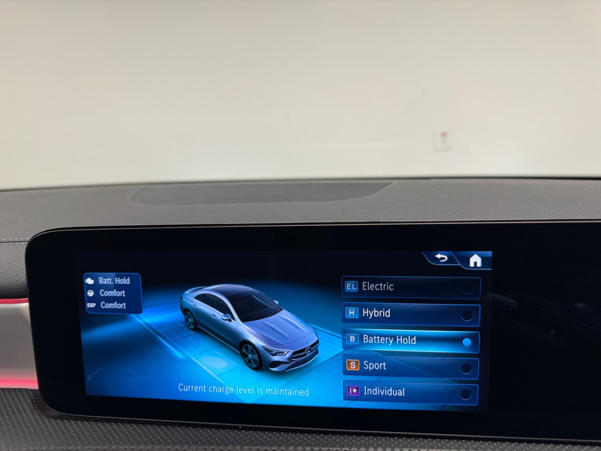 Mercedes-Benz CLA view 16