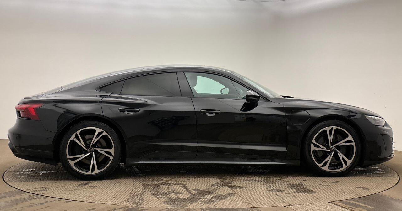 Audi e-tron GT
