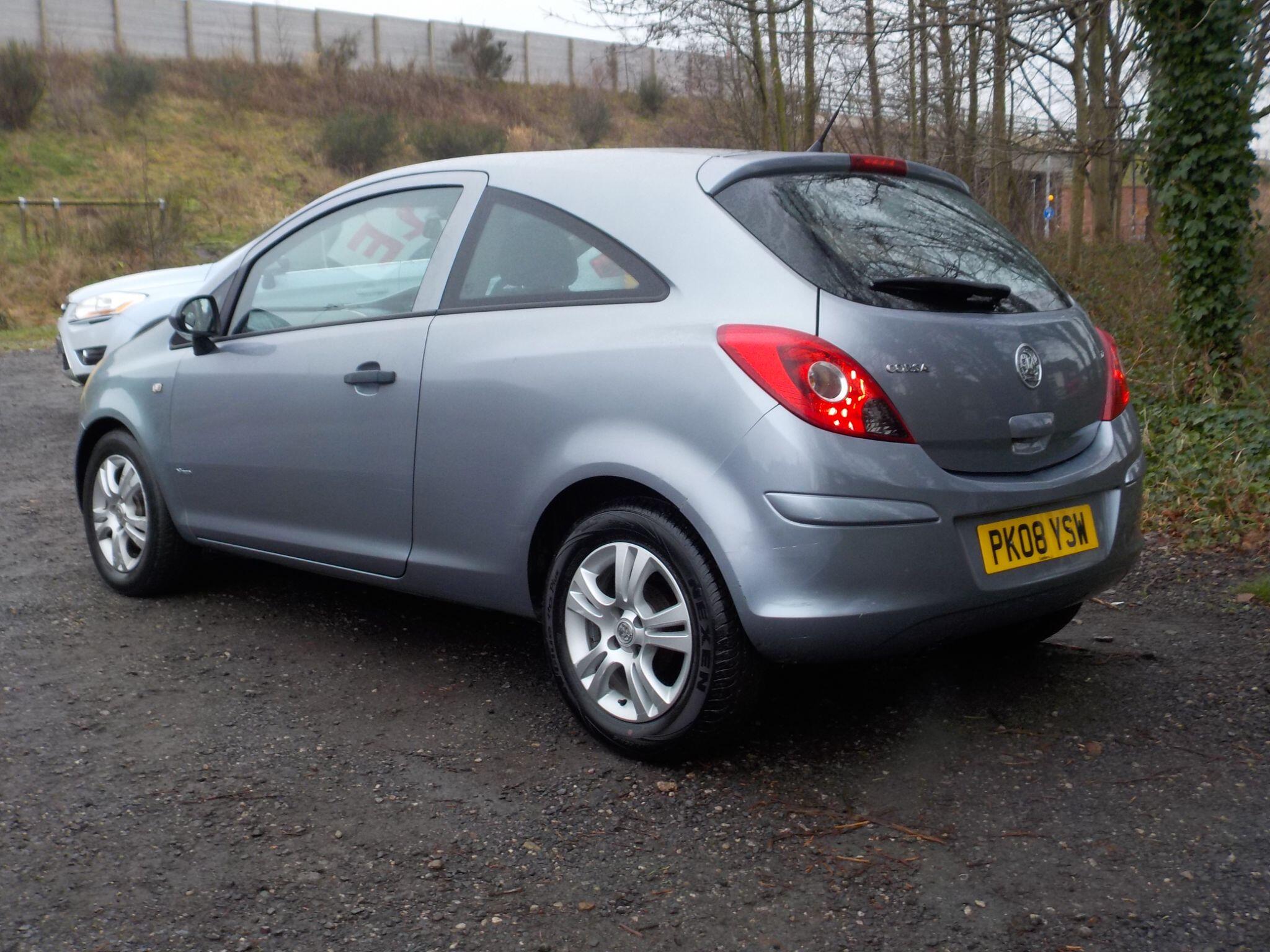Vauxhall Corsa 1.2i 16v Breeze 3dr
