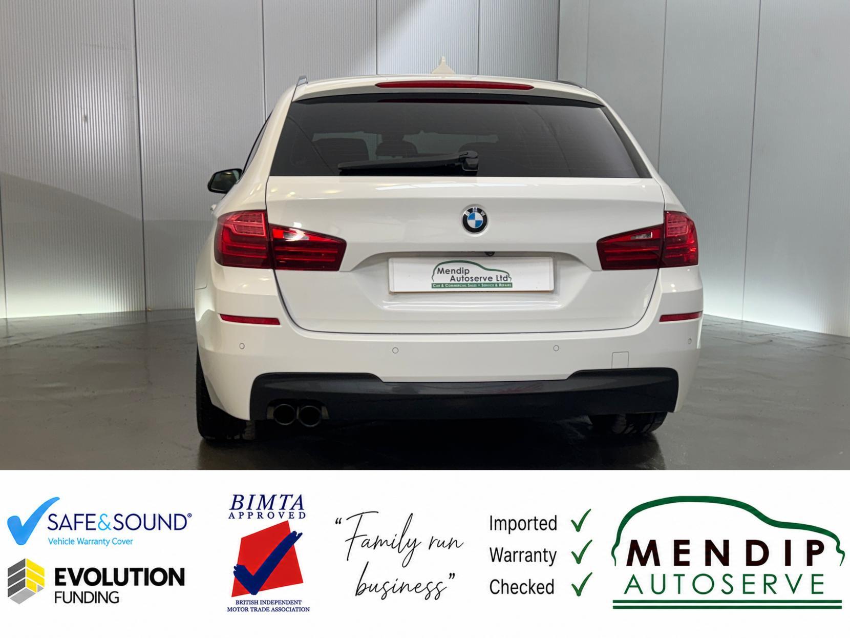 BMW 5 Series view 15