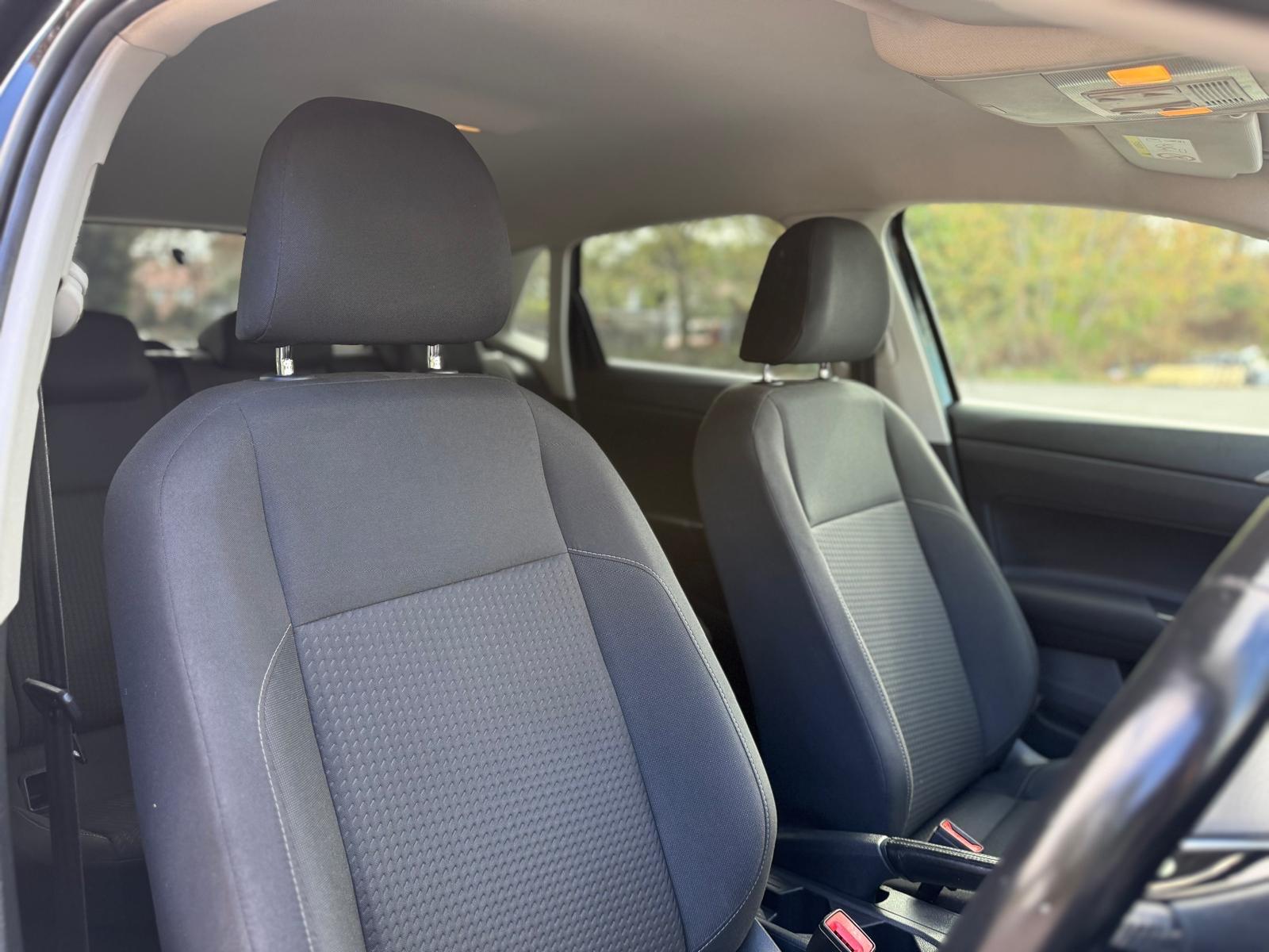 Volkswagen Polo view 32