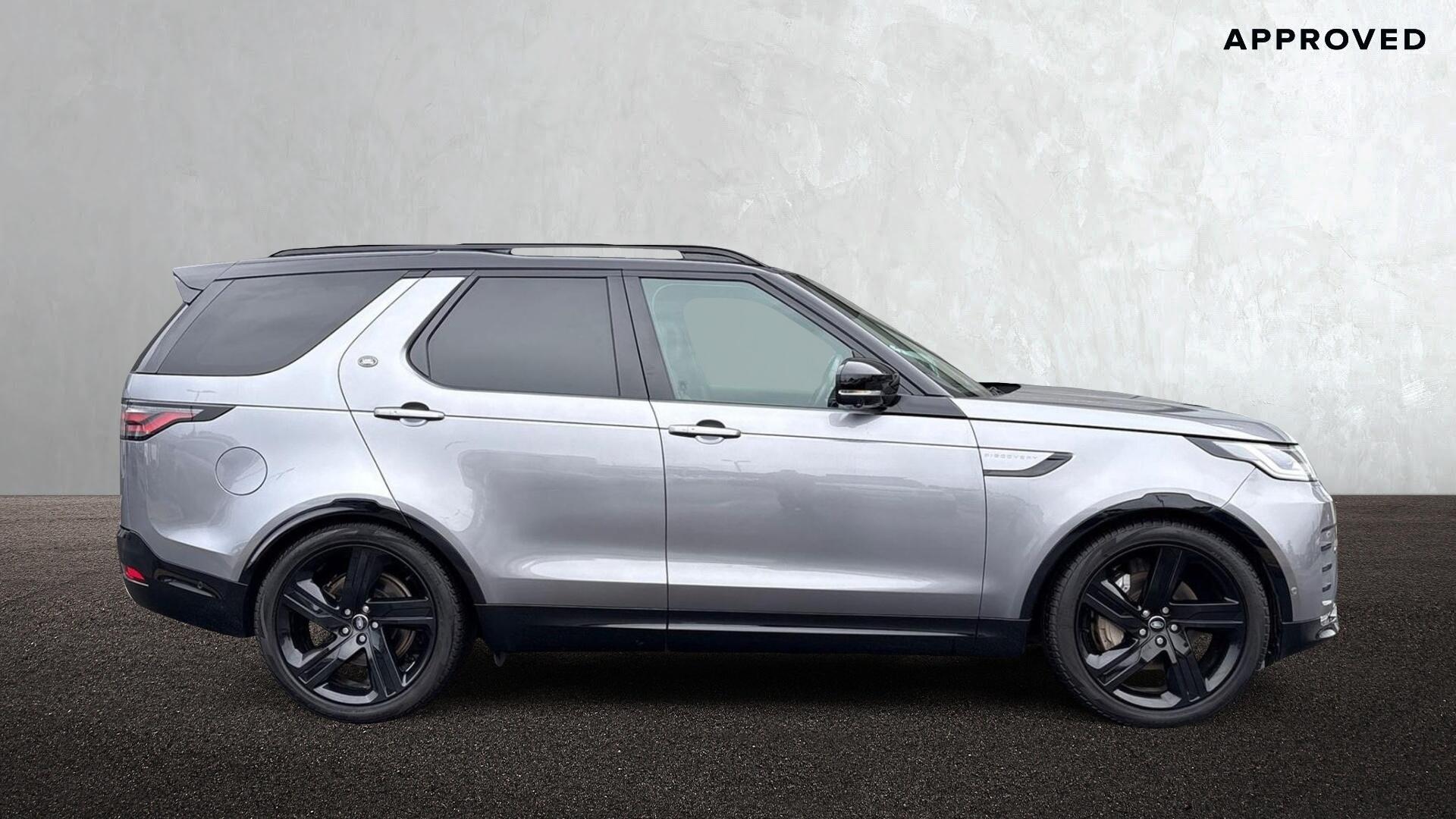 Land Rover Discovery view 5