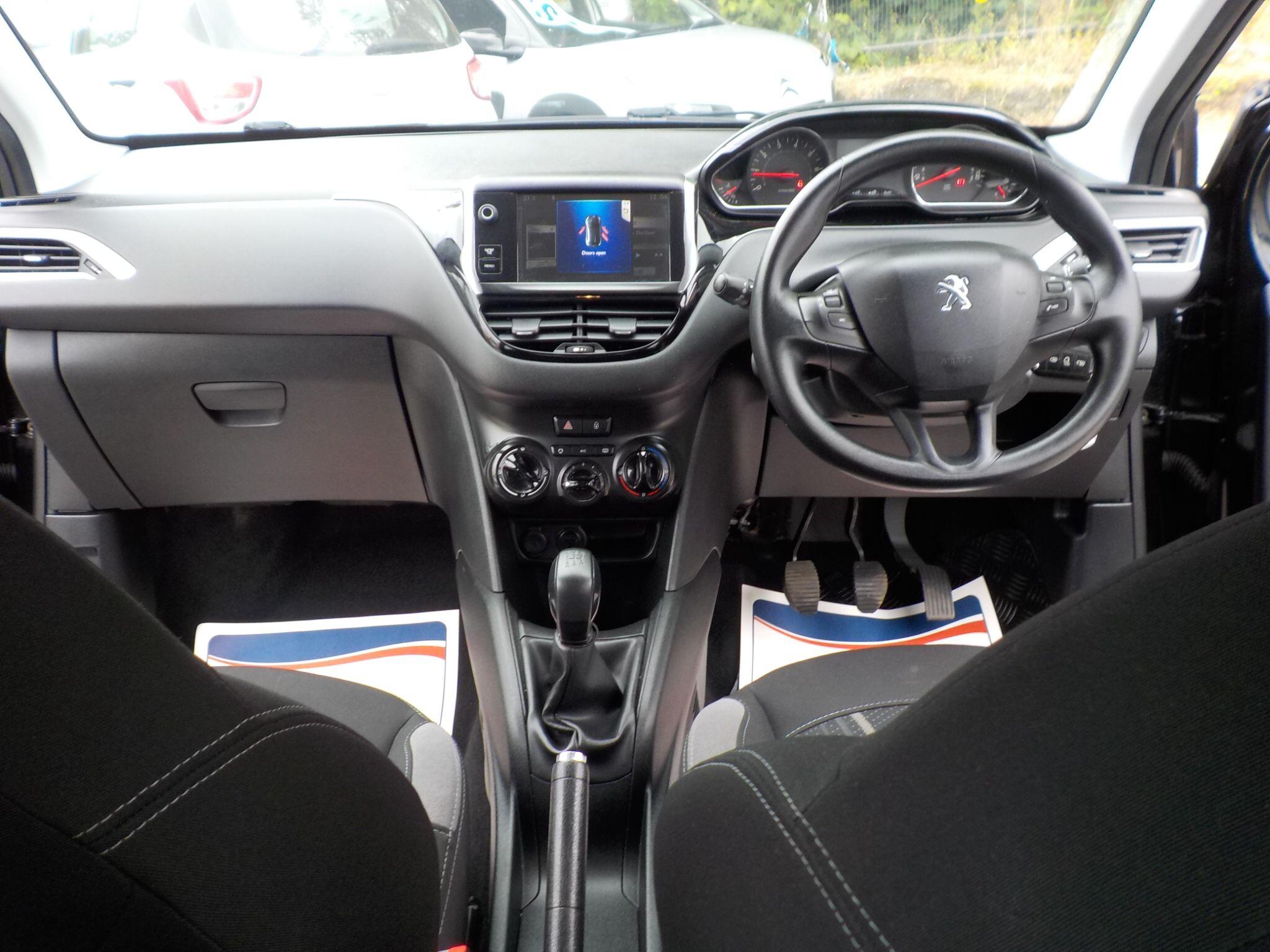 Peugeot 208 1.2 VTi PureTech Active Euro 5 5dr