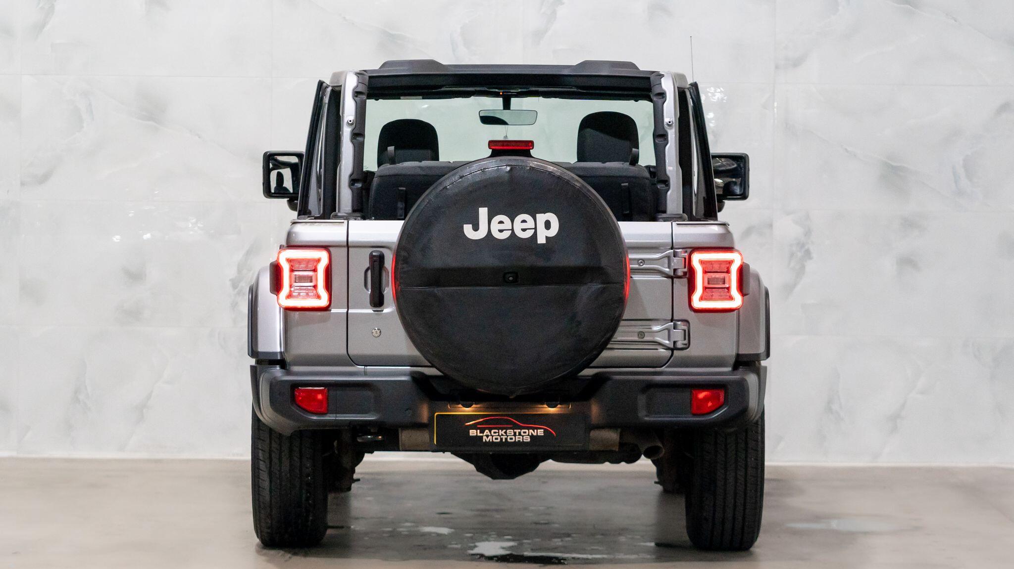 Jeep Wrangler view 7
