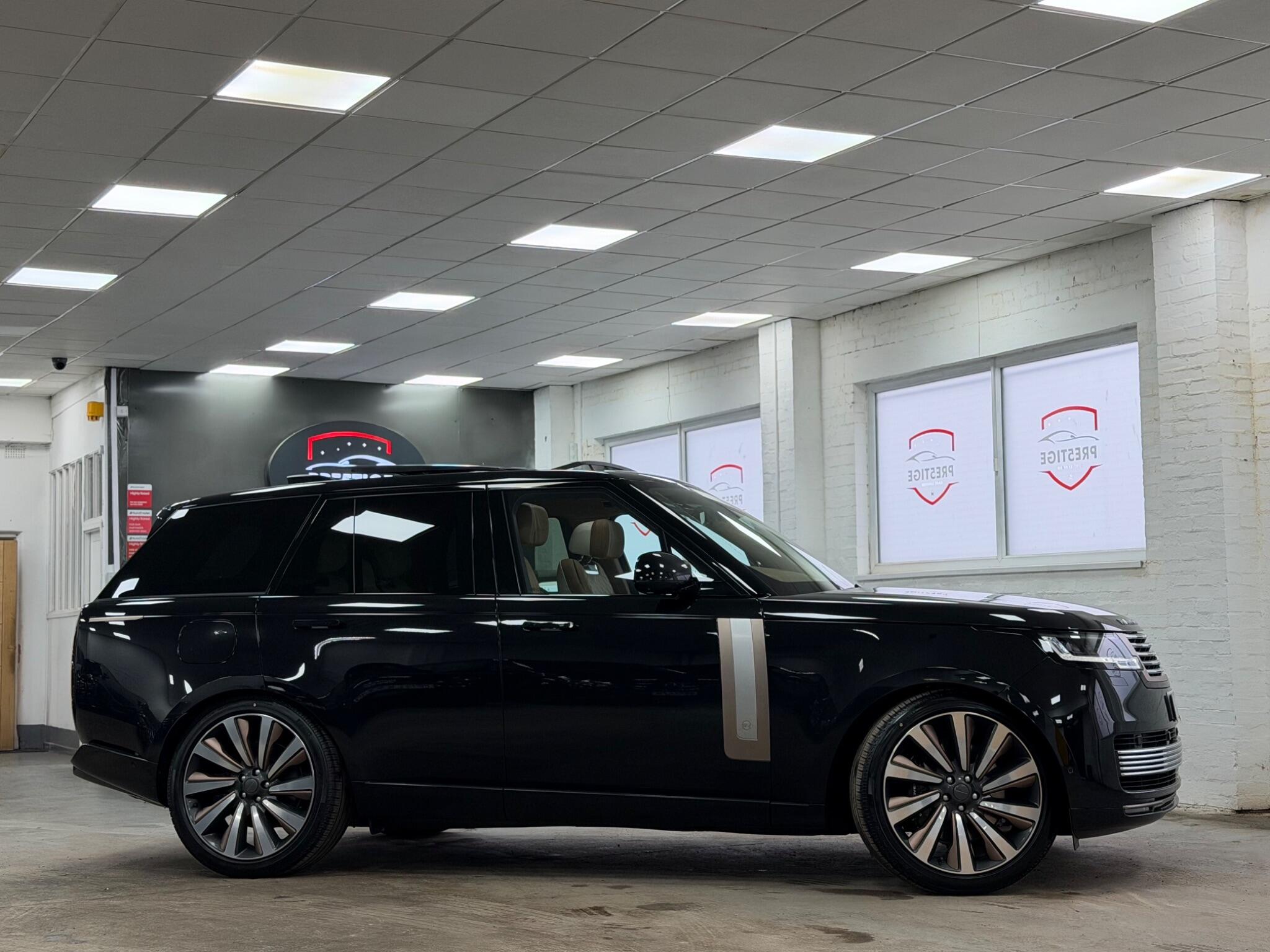 Land Rover Range Rover view 5