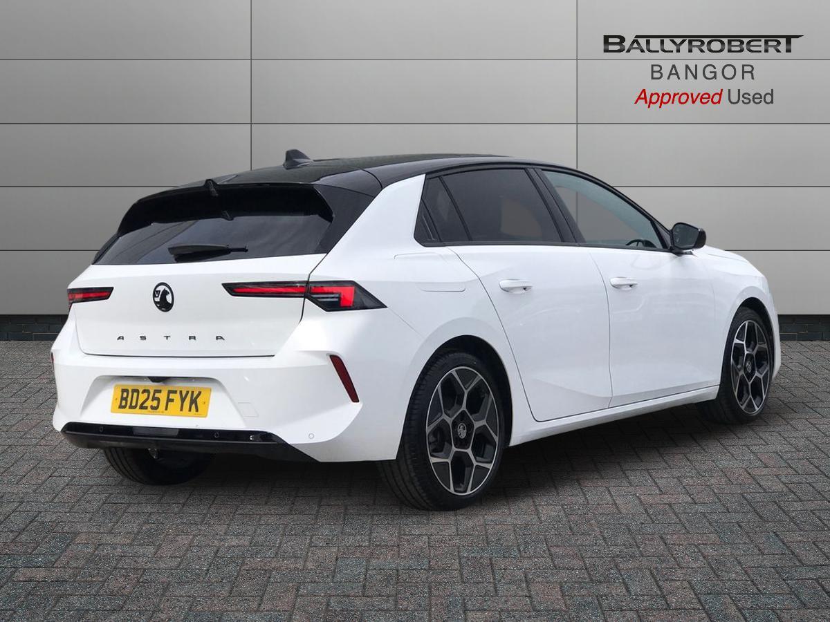 Vauxhall Astra view 15