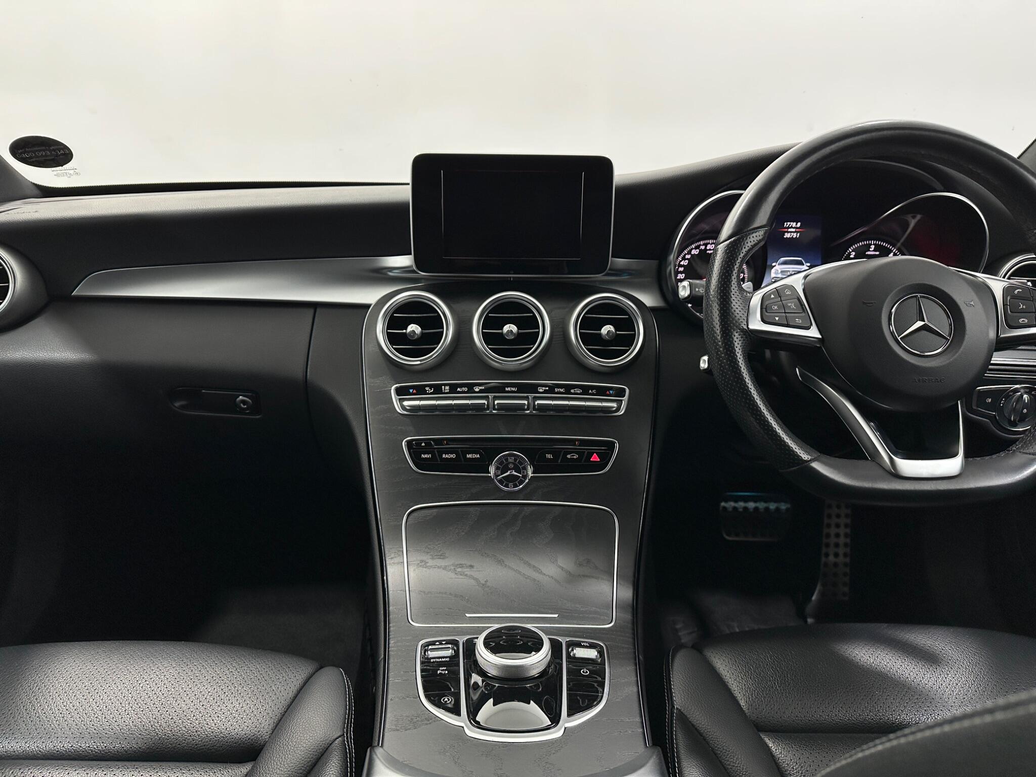 Mercedes-Benz C Class view 21