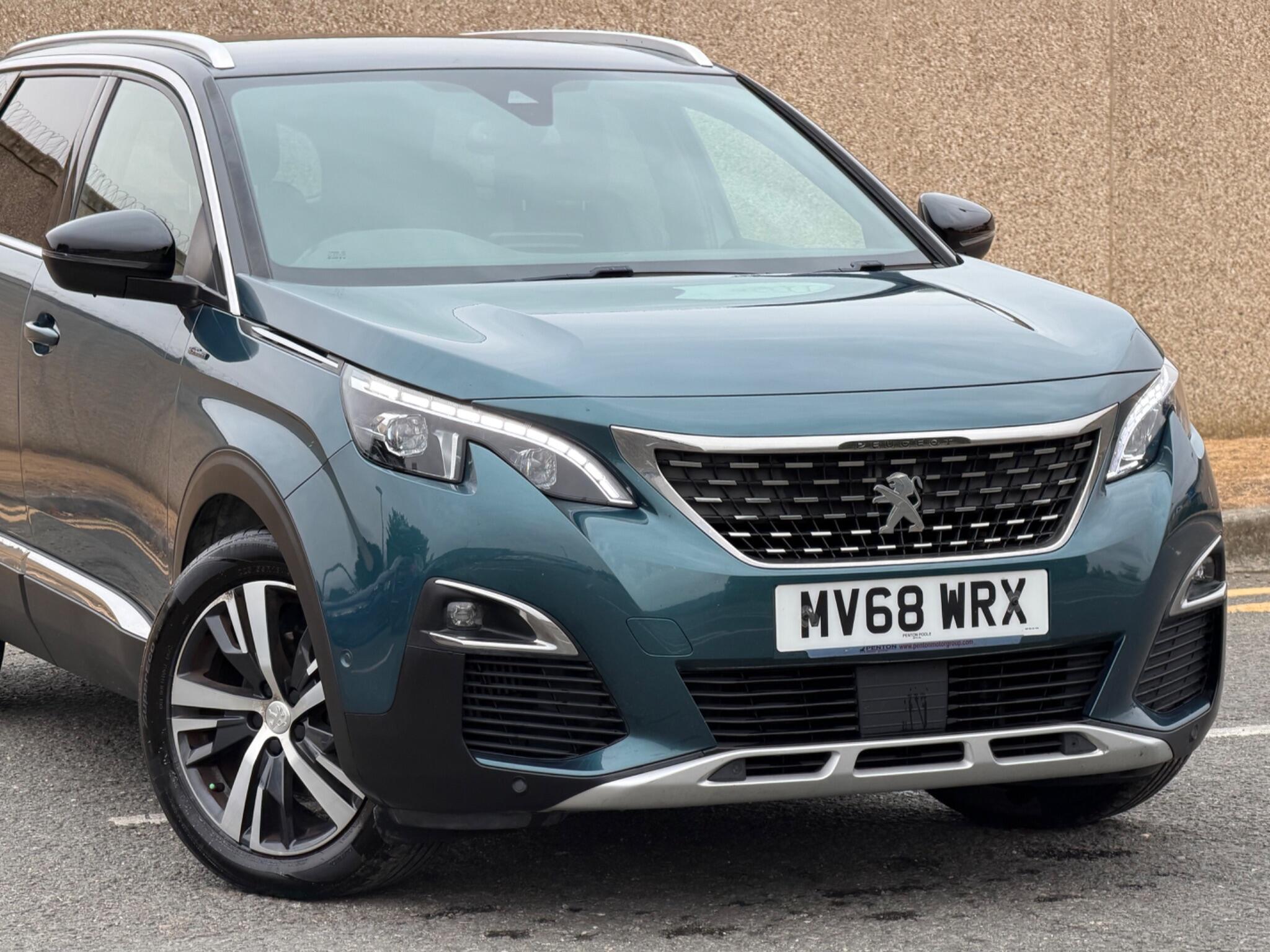 Peugeot 5008 view 6