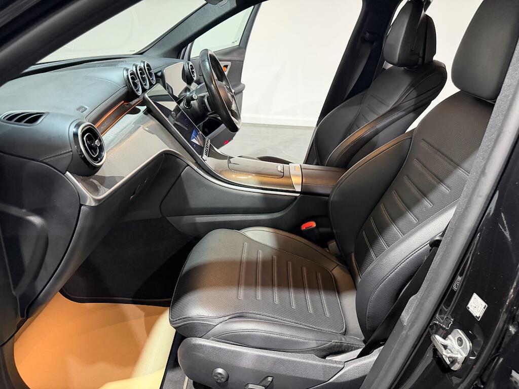 Mercedes-Benz GLC view 5