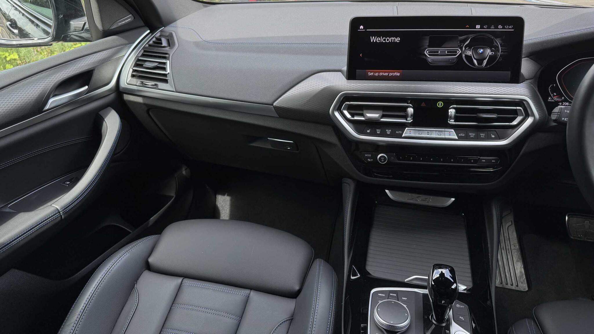 BMW X4 view 7