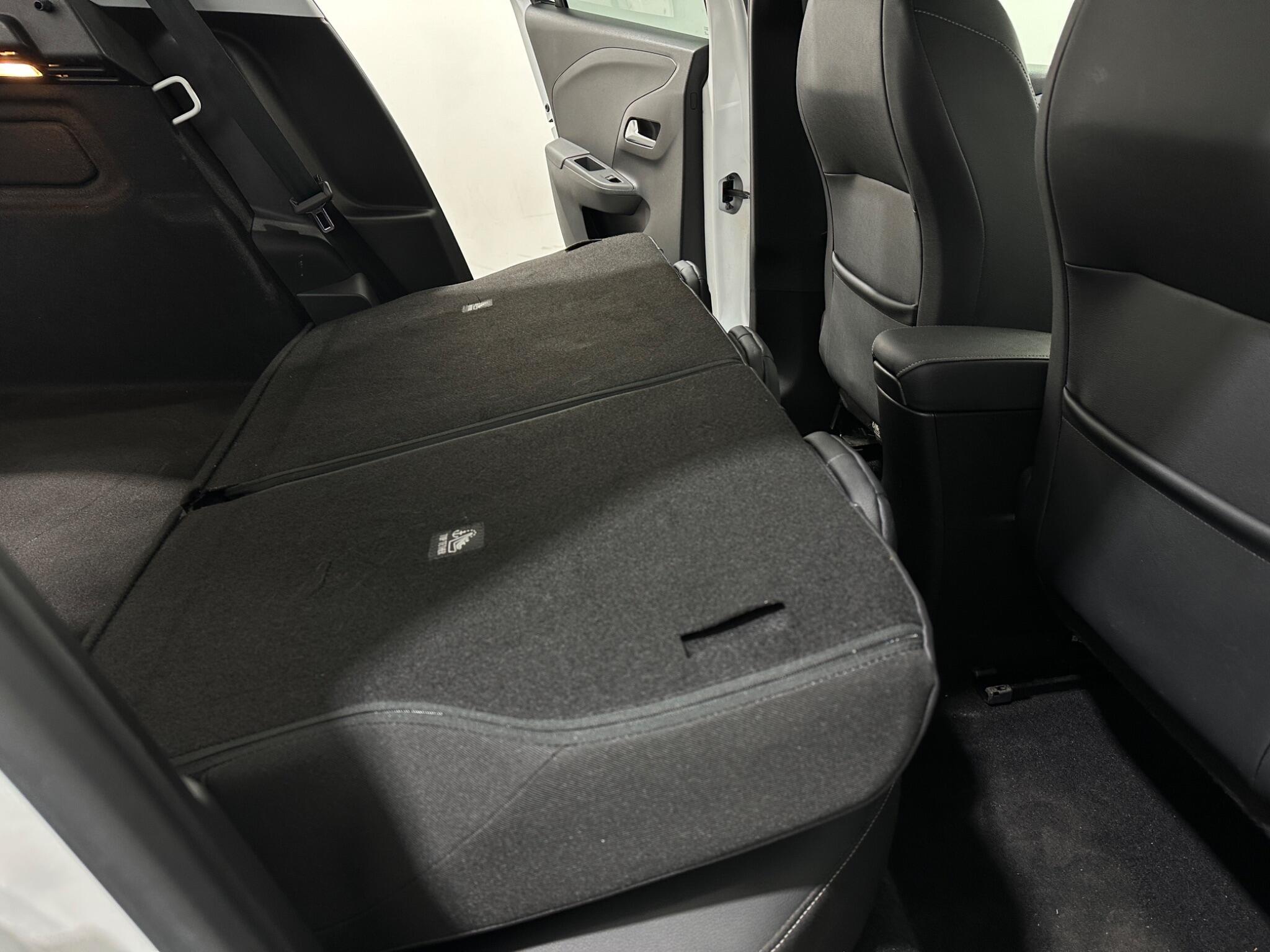 Vauxhall Corsa view 46