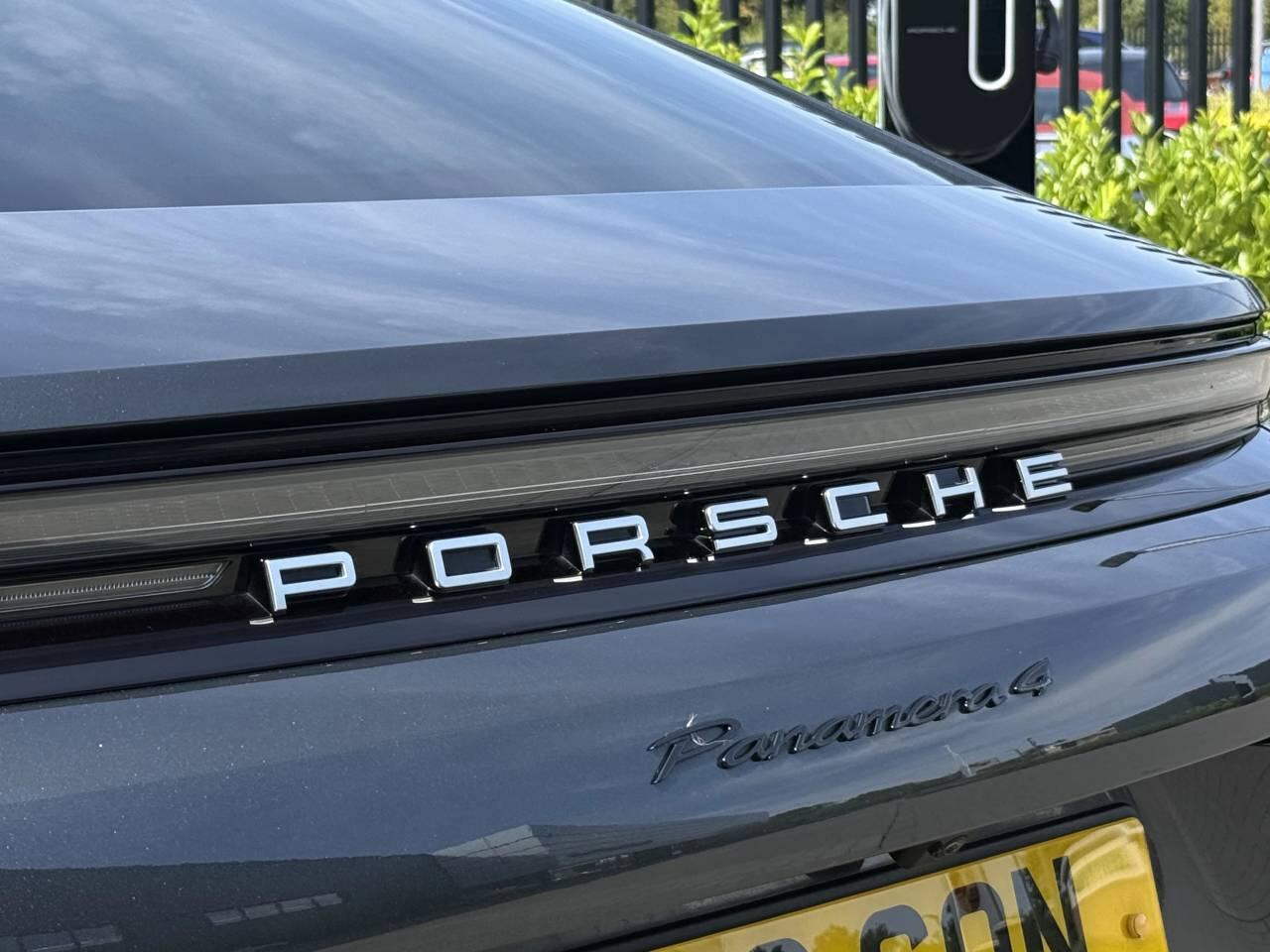 Porsche Panamera view 54
