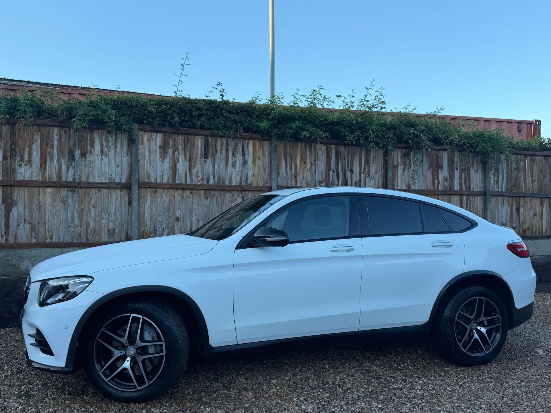Mercedes-Benz GLC view 5