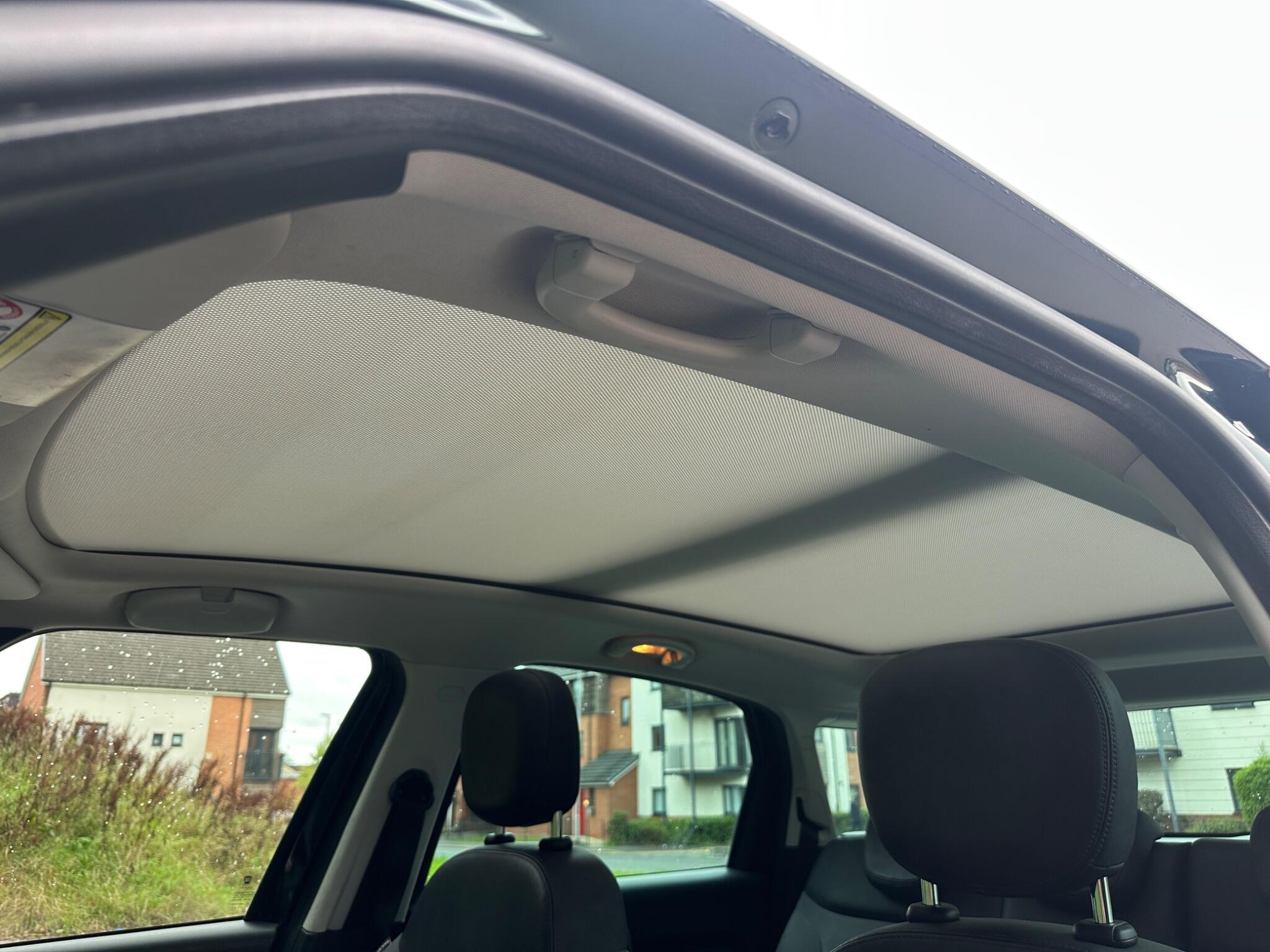 Fiat 500L view 28