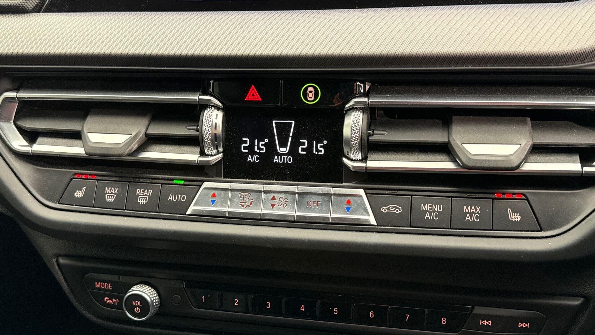 BMW 1 Series view 23