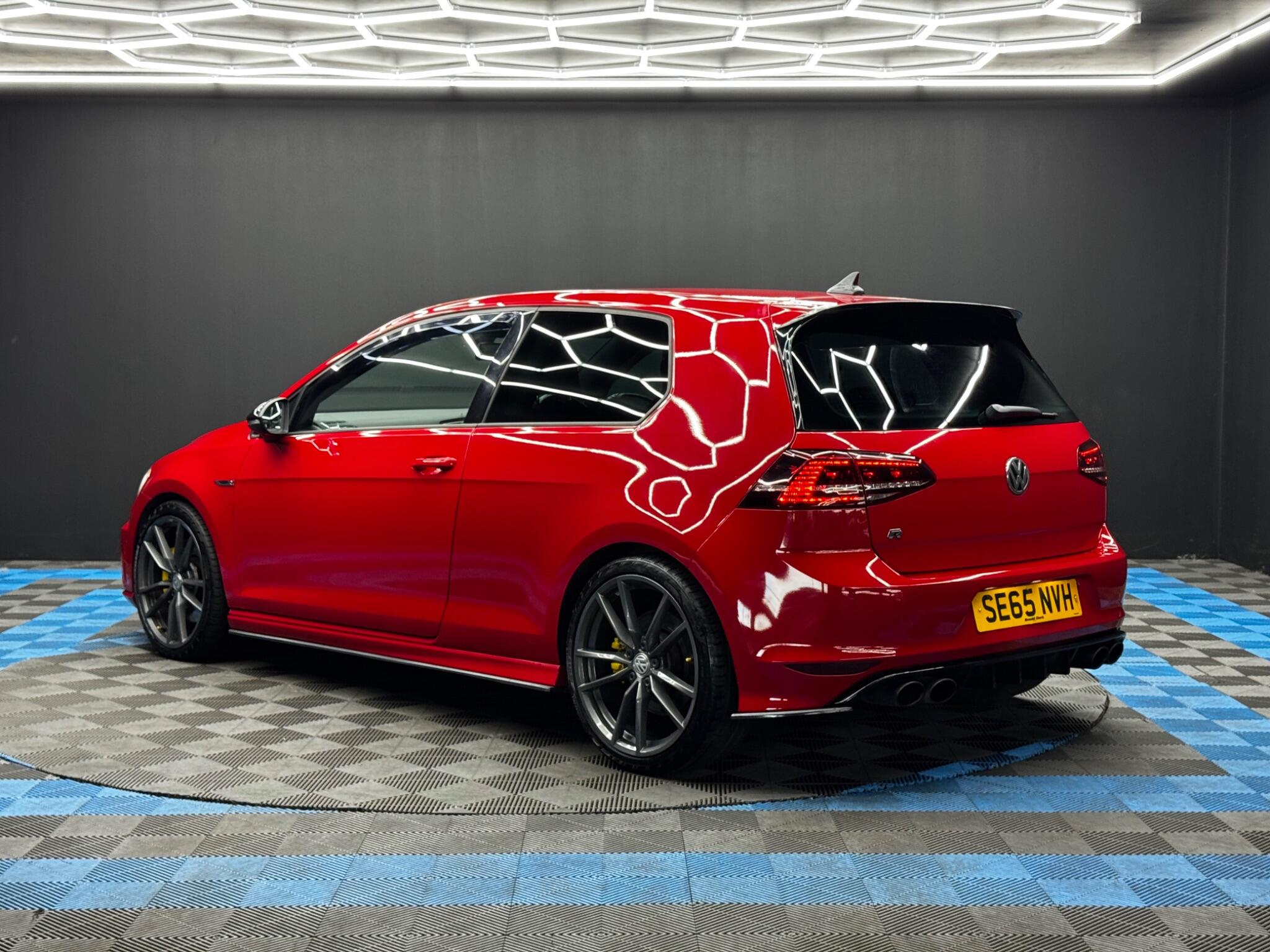 Volkswagen Golf view 7