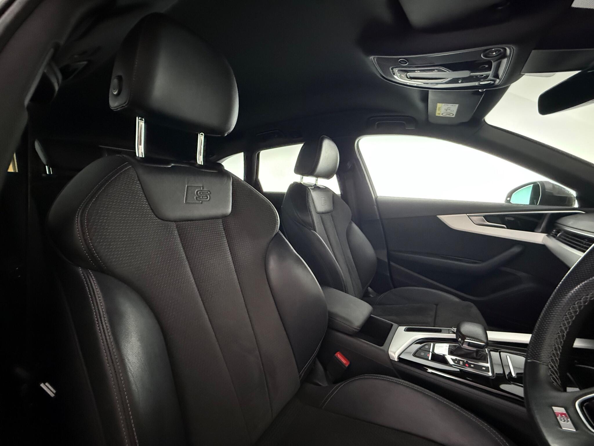 Audi A4 view 31