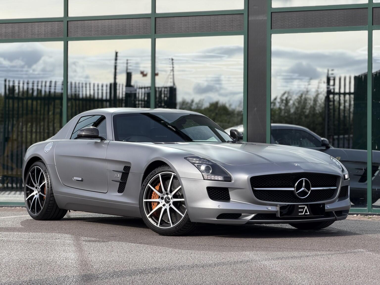 Mercedes-Benz Amg GT view 9