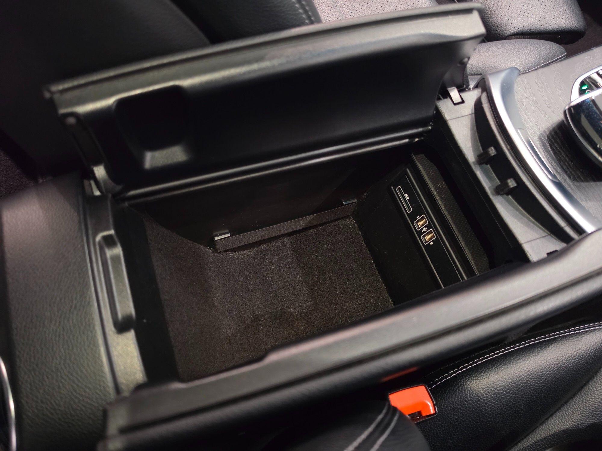 Mercedes-Benz GLC view 92