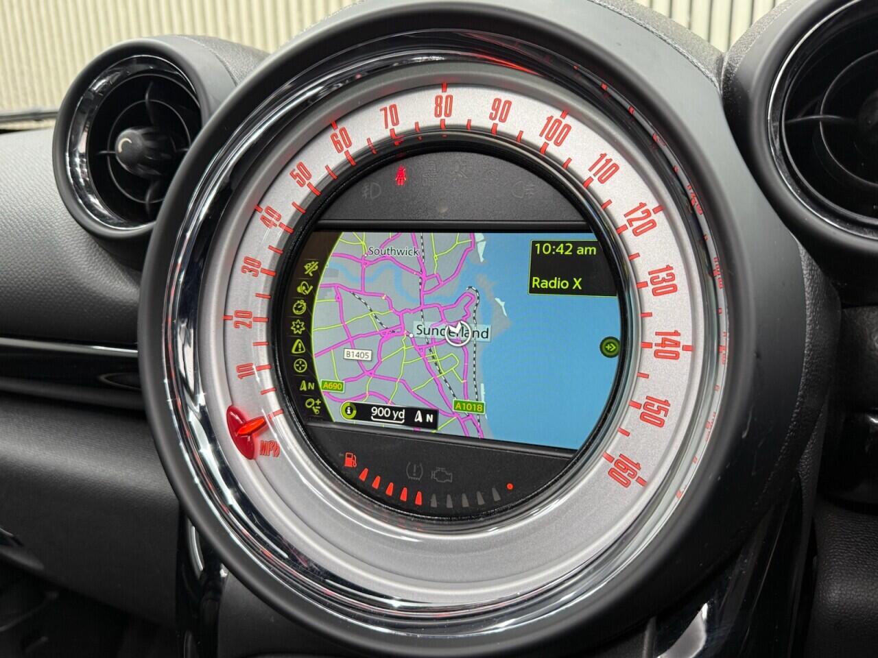 Mini Countryman view 16
