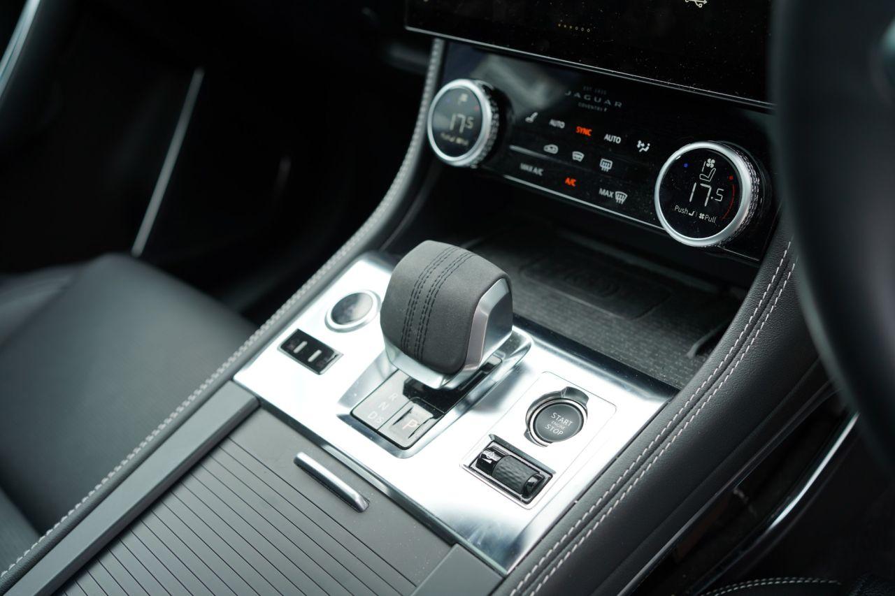 Jaguar F-Pace view 18