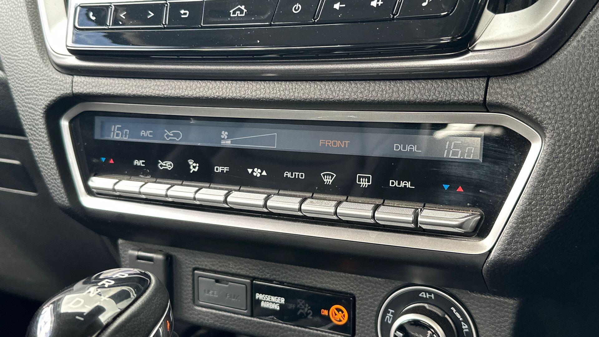 Isuzu D-Max view 12